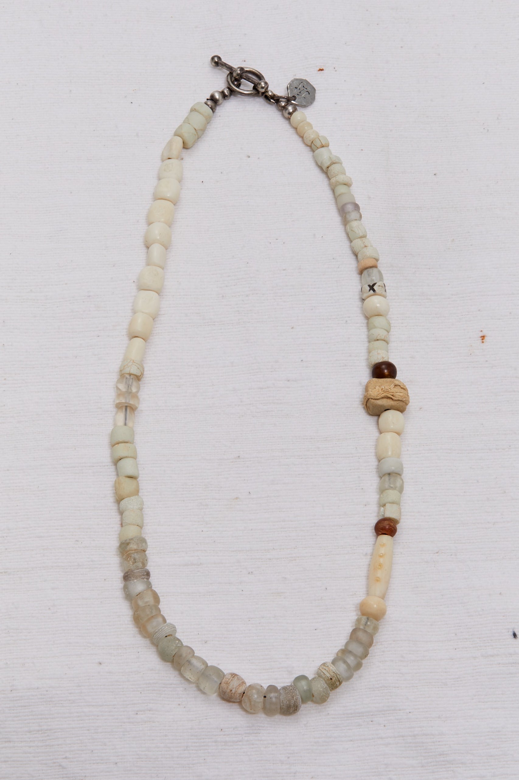 CAMPFIRE WHITE SIMPLICITY NECKLACE