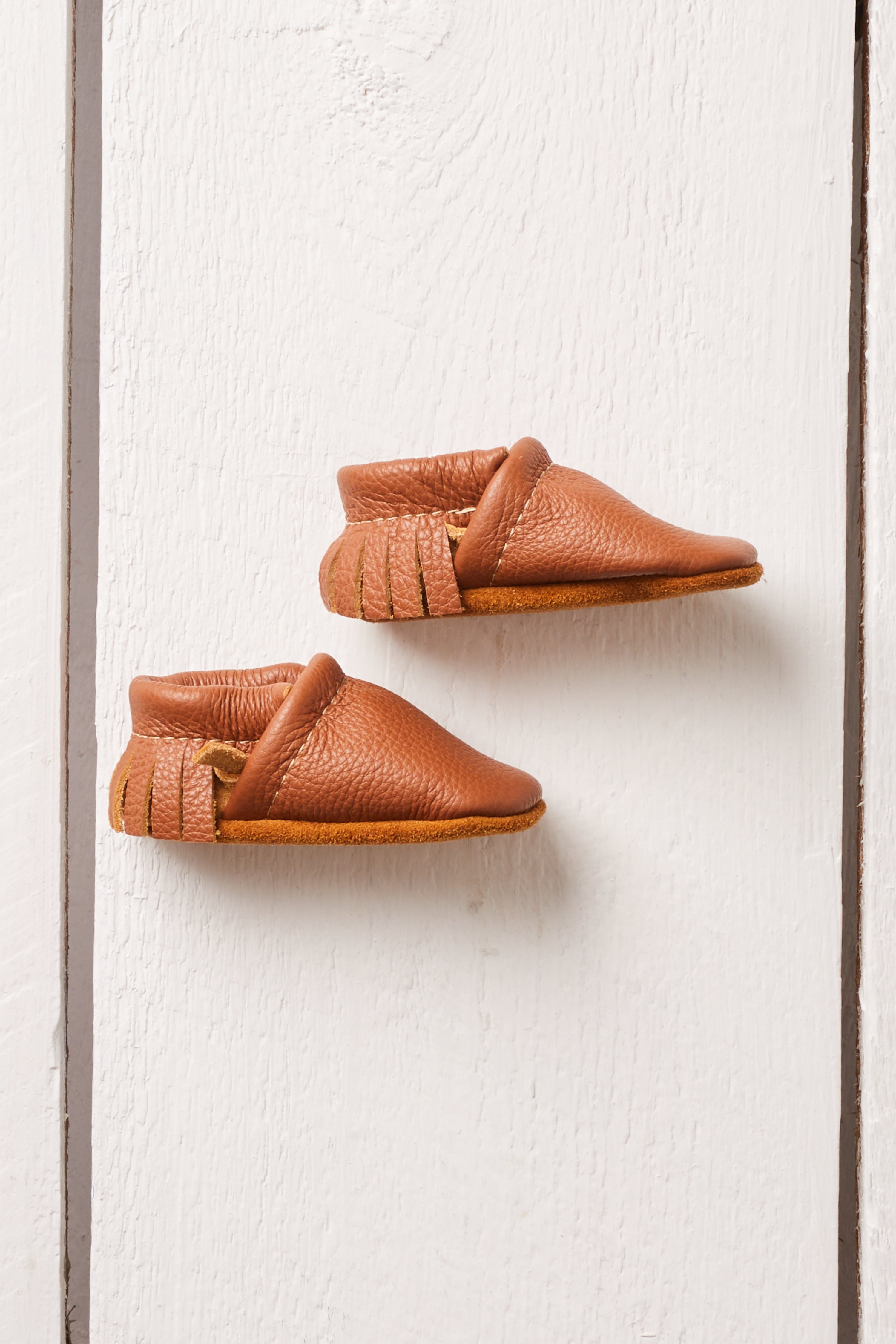 HONEY LEATHER BABY MOCCASINS