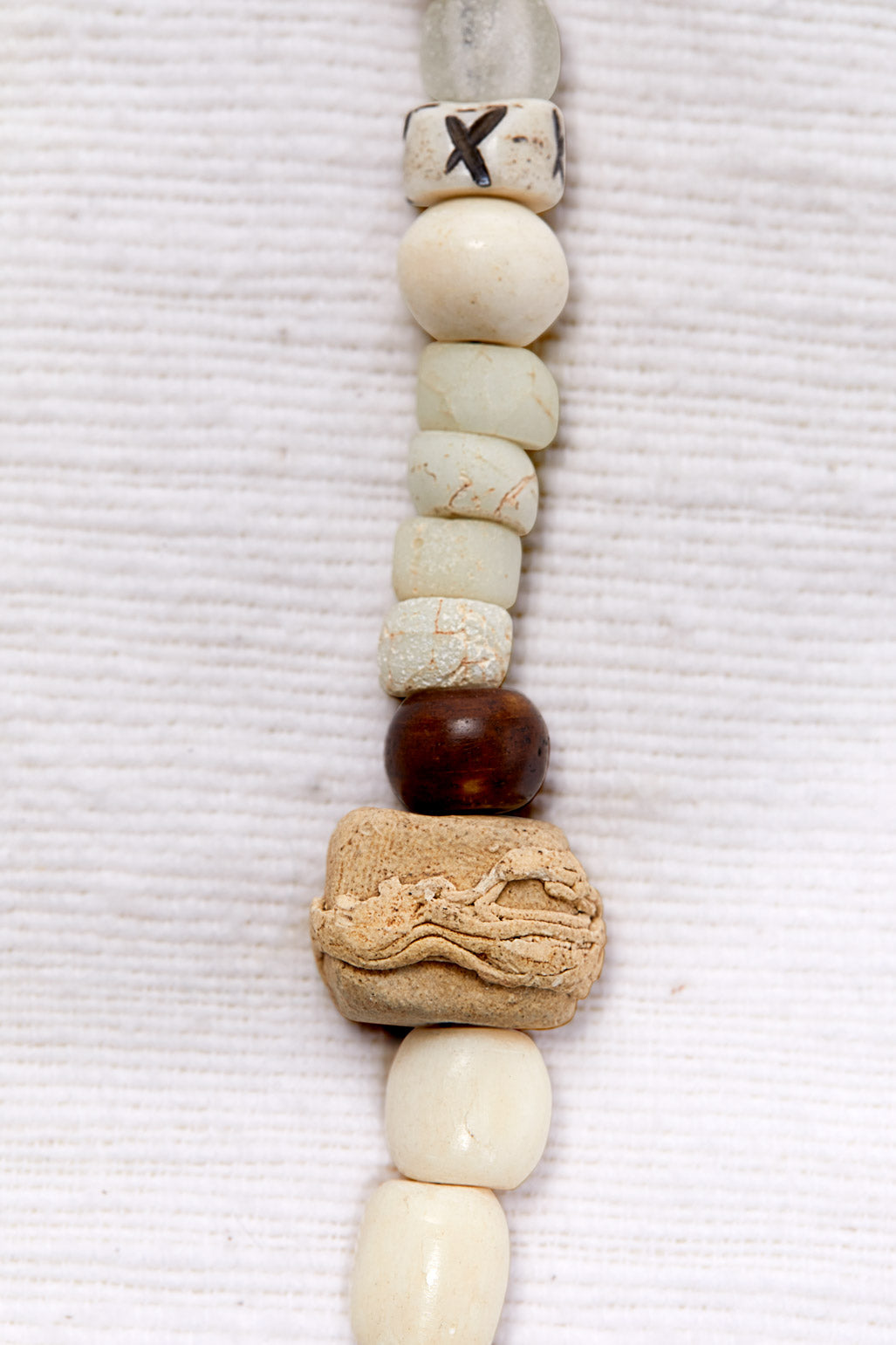 CAMPFIRE WHITE SIMPLICITY NECKLACE