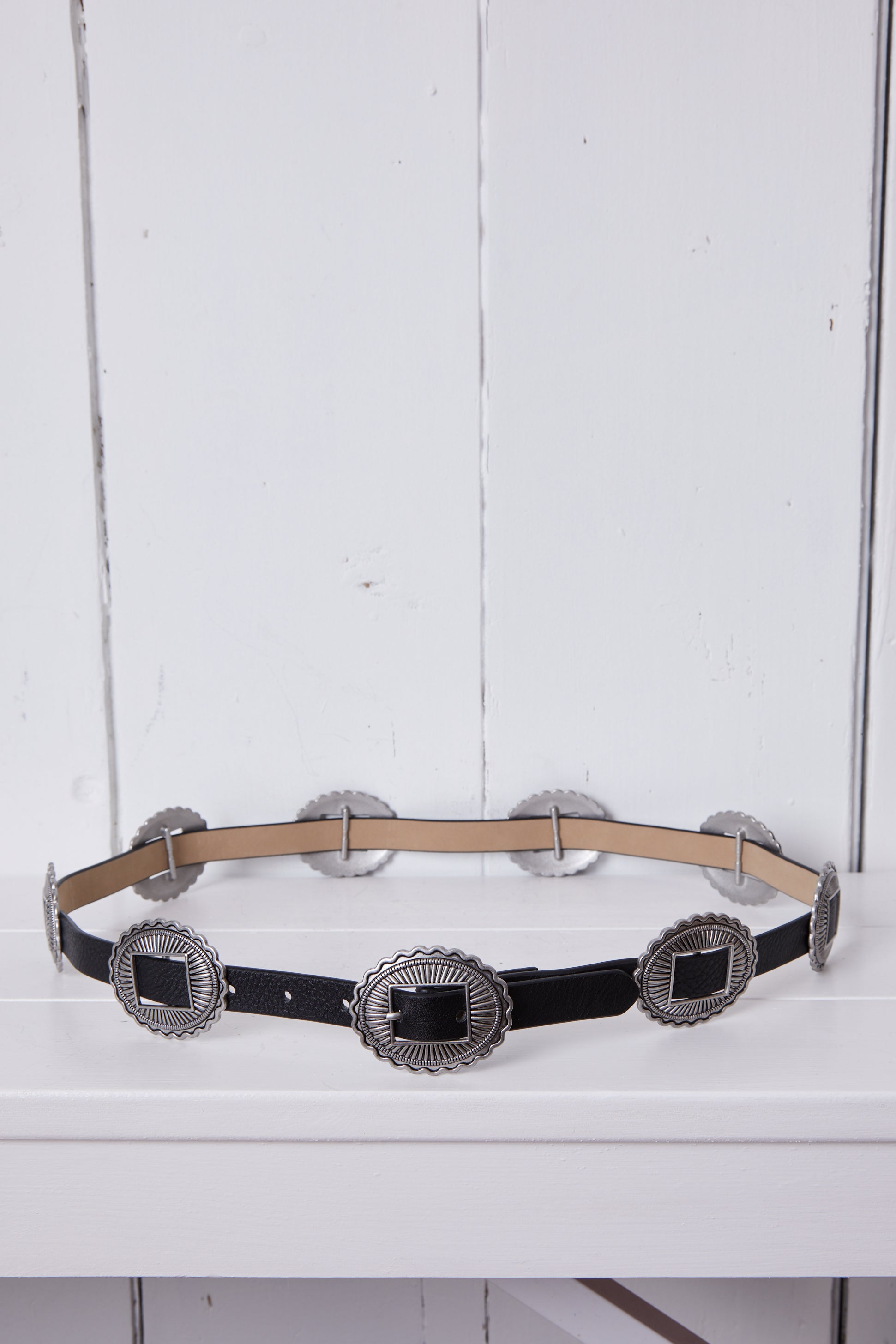 WESTERN BLACK LEATHER CONCHO BELT