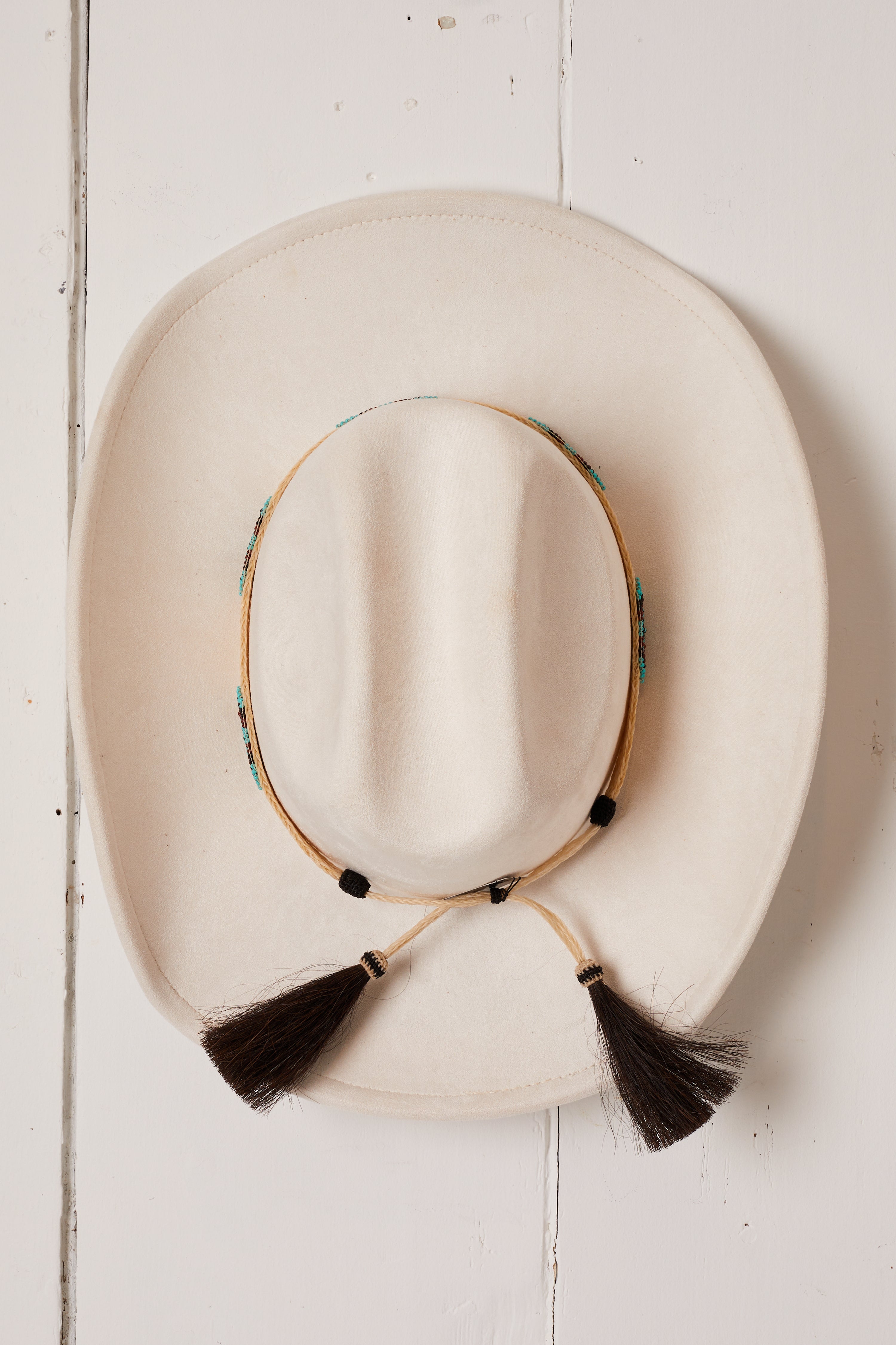 WHITE VEGAN SUEDE CREAM AND TURQUOISE DIAMOND COWBOY HAT