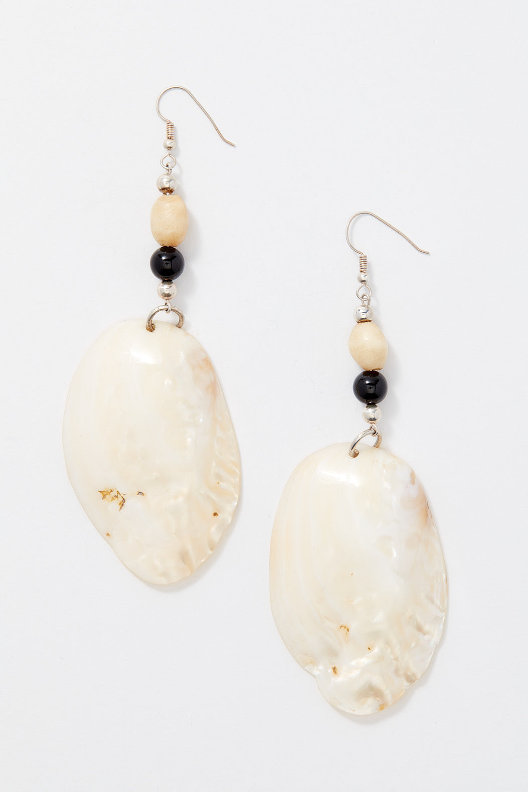 CREAMY ONYX GIGANTIC SHELL EARRINGS