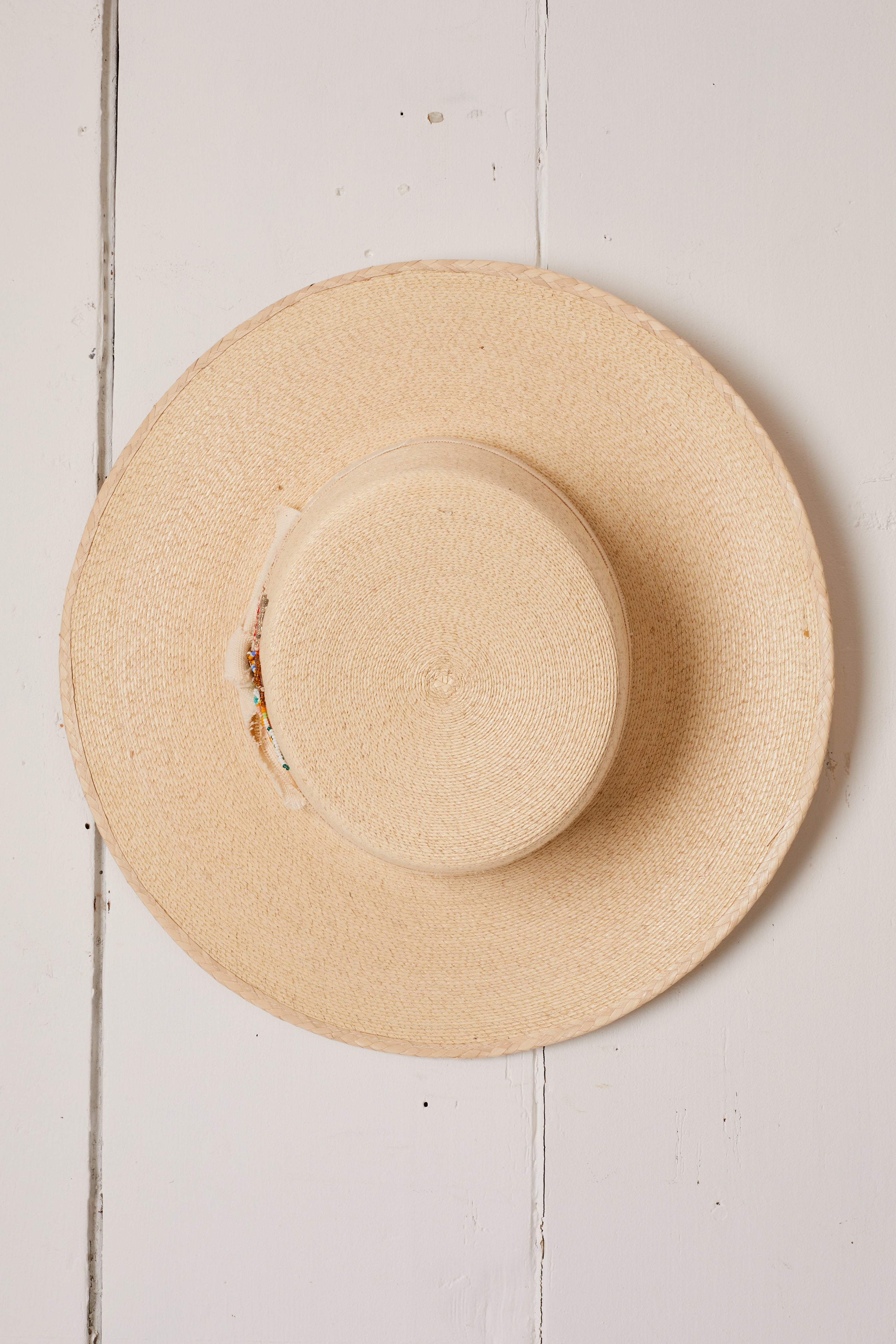 STRAW BRIGHT BEADED THREE FEATHER FLOWER RANCH HAT