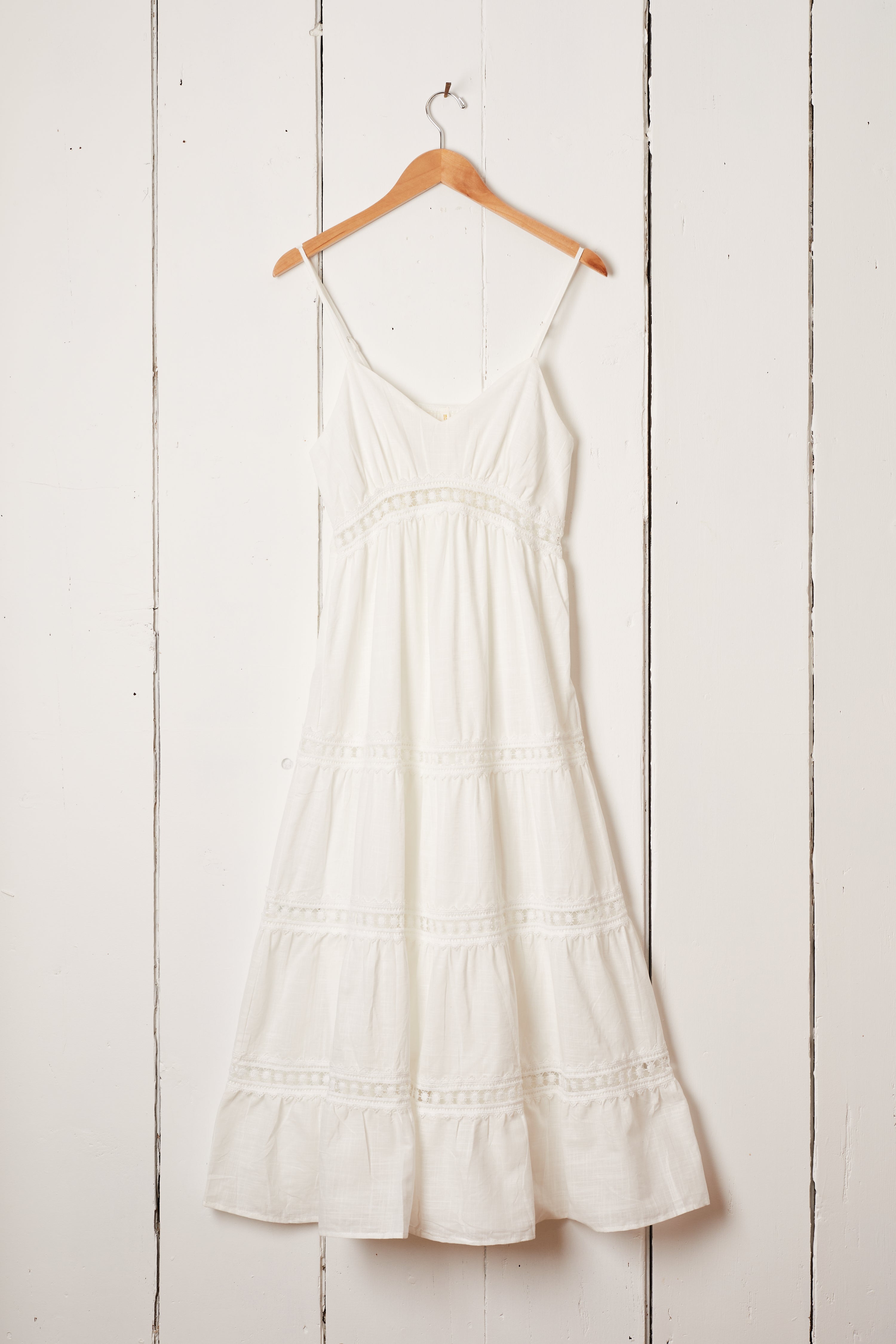 WHITE CROCHET LACE MAXI DRESS