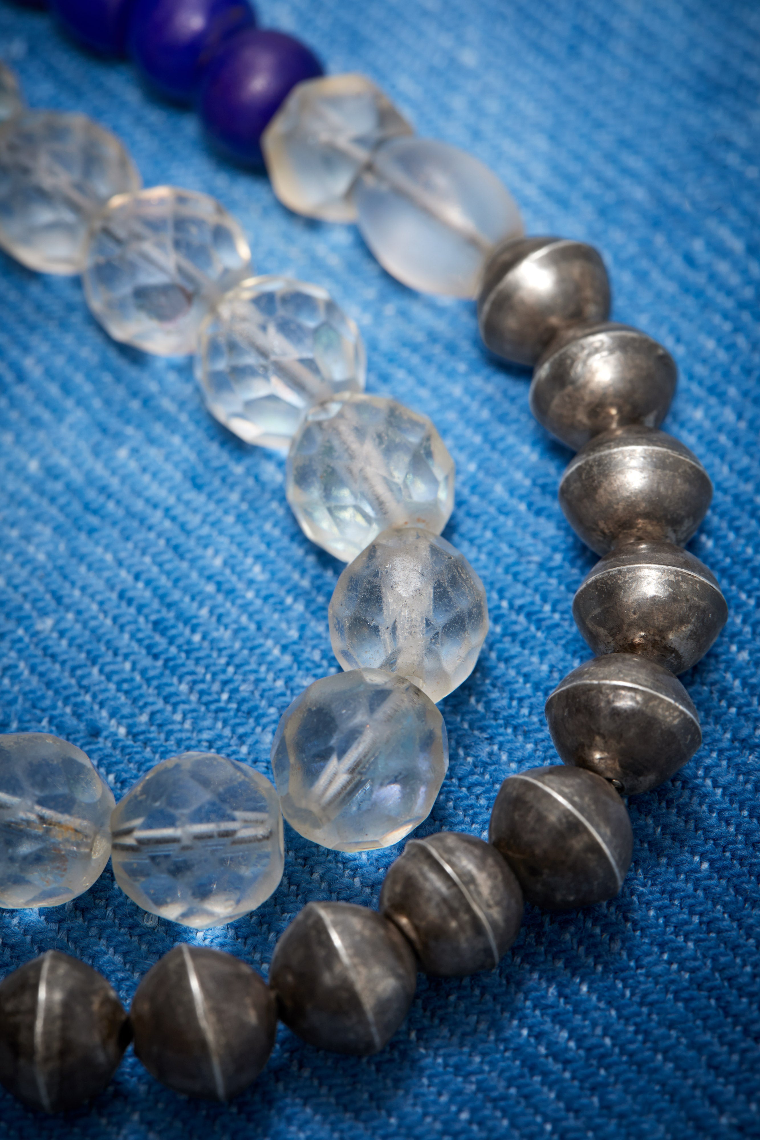 OXIDIZED STERLING SILVER BLUE AND CRYSTAL GLASS COTTAGE NECKLACE