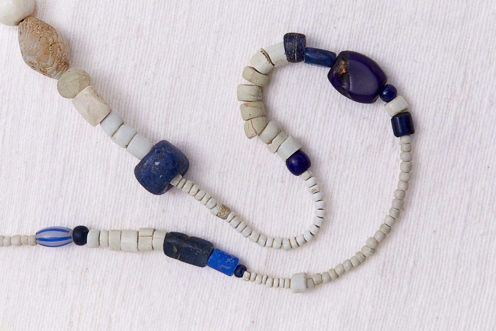 CAMPFIRE WHITE AND BLUE SAIL NECKLACE