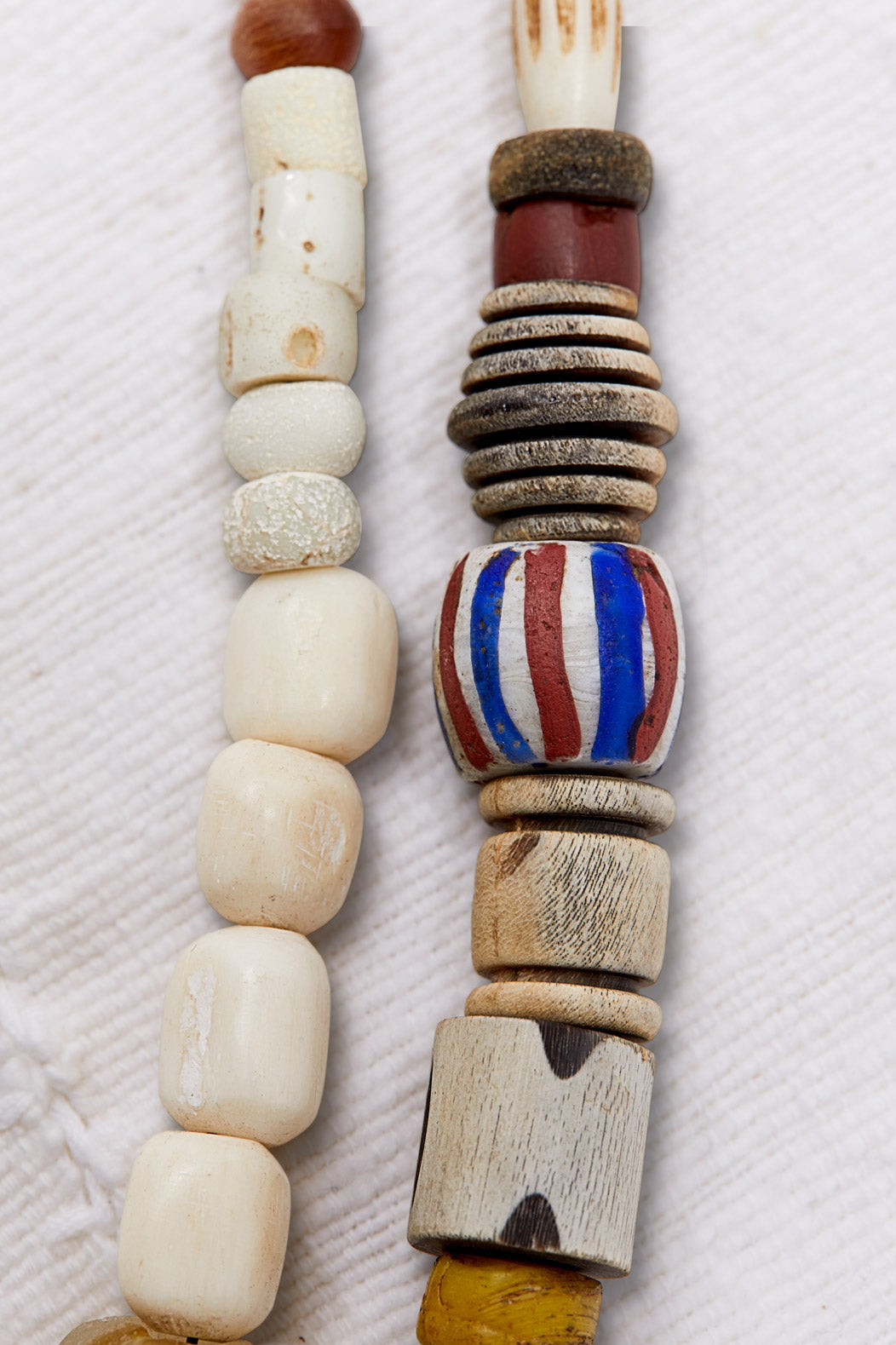 CAMPFIRE WHITE FESTIVAL NECKLACE