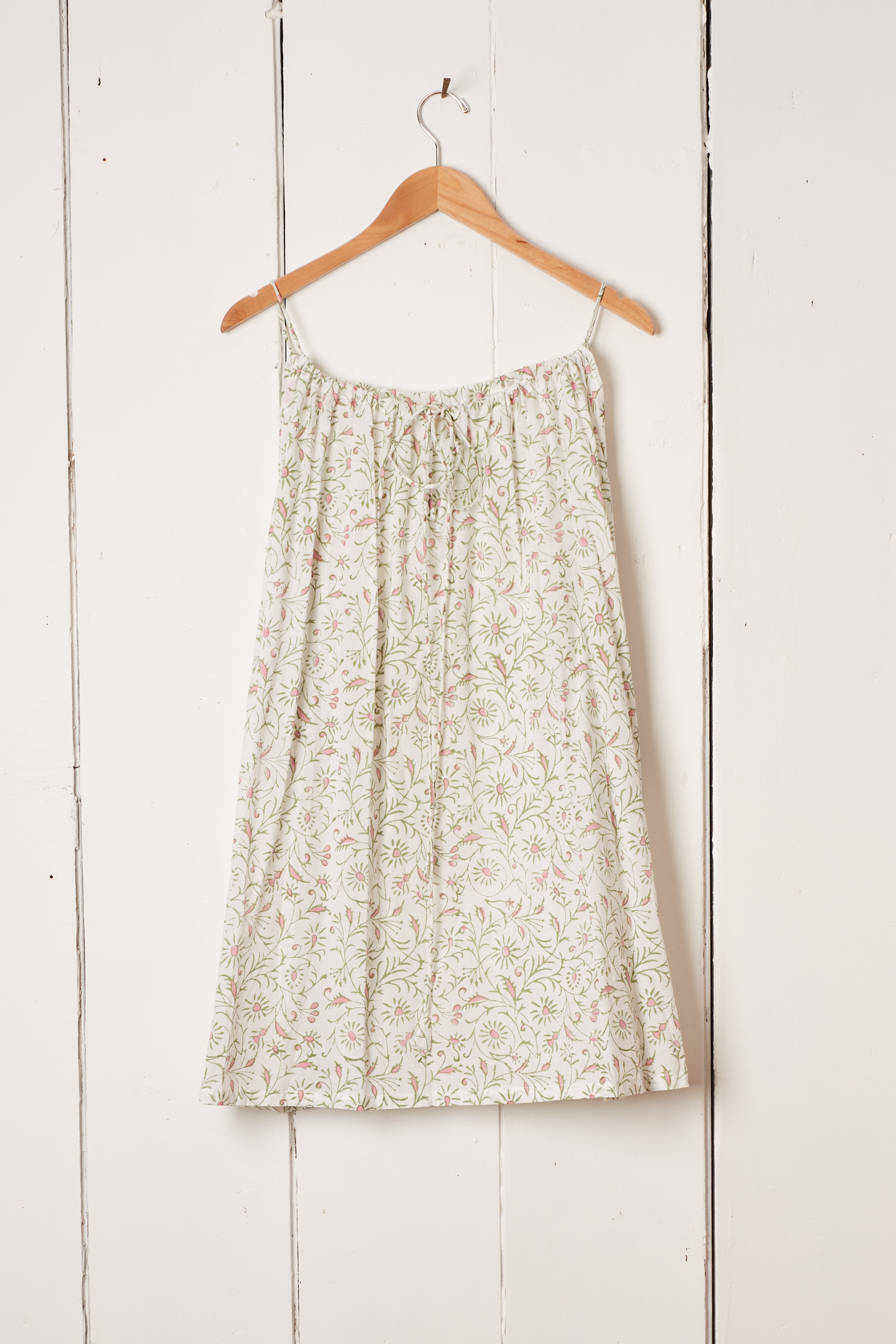CREAM FLORAL WAIKIKI DRESS