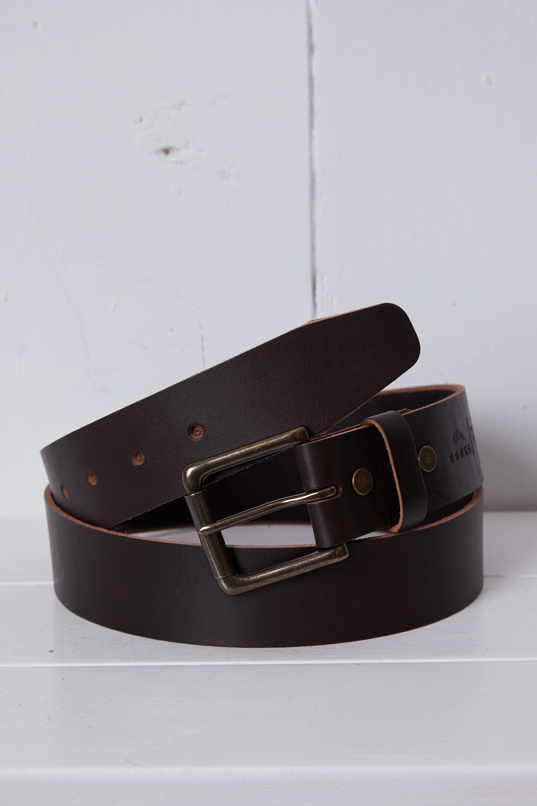 DARK COFFEE WINDAM BELT WITH BRASS BUCKLE