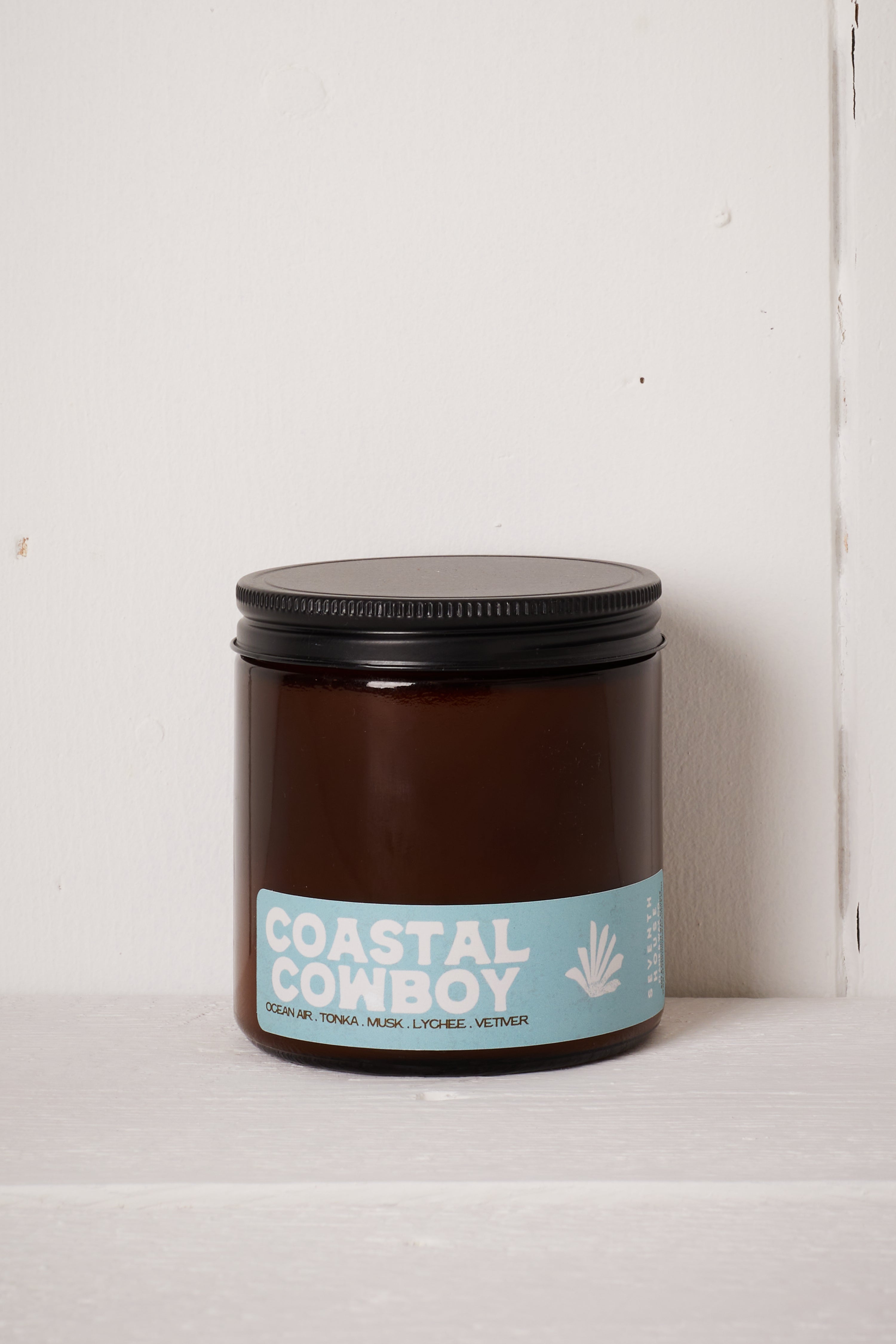 COASTAL COWBOY CANDLE - OCEAN AIR, TONKA, MUSK, LYCHEE AND VETIVER