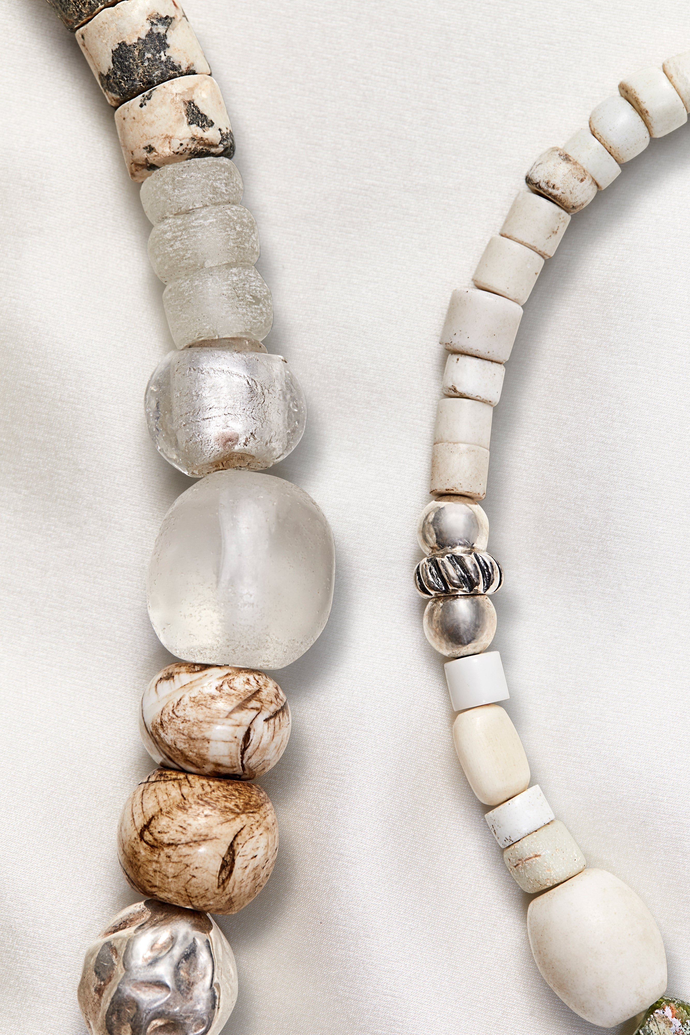 WHITE LIGHT WITH TERRA COTTA CLAY AND GREEN GLASS NECKLACE