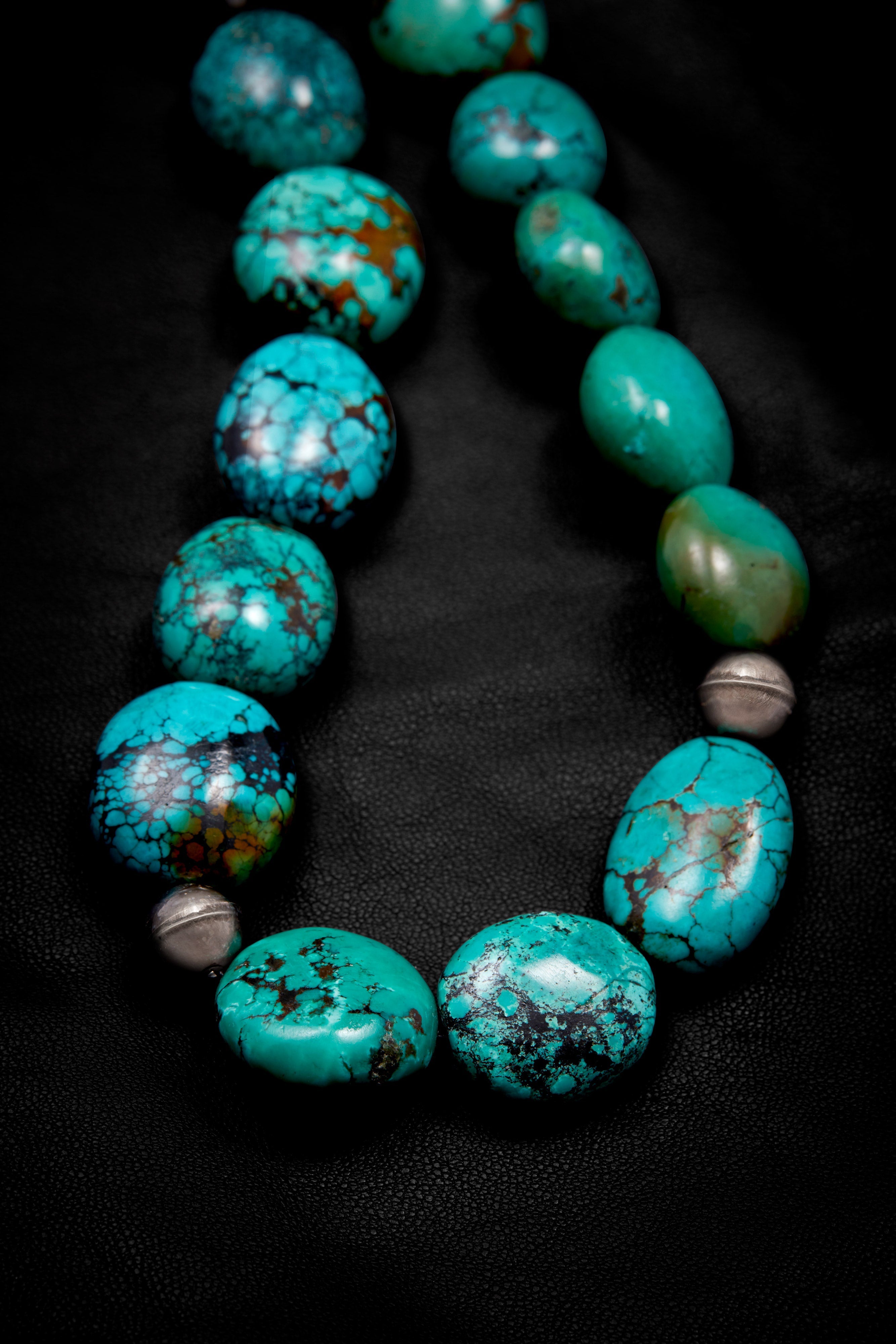 ENCHANTING BLUE TURQUOISE NECKLACE
