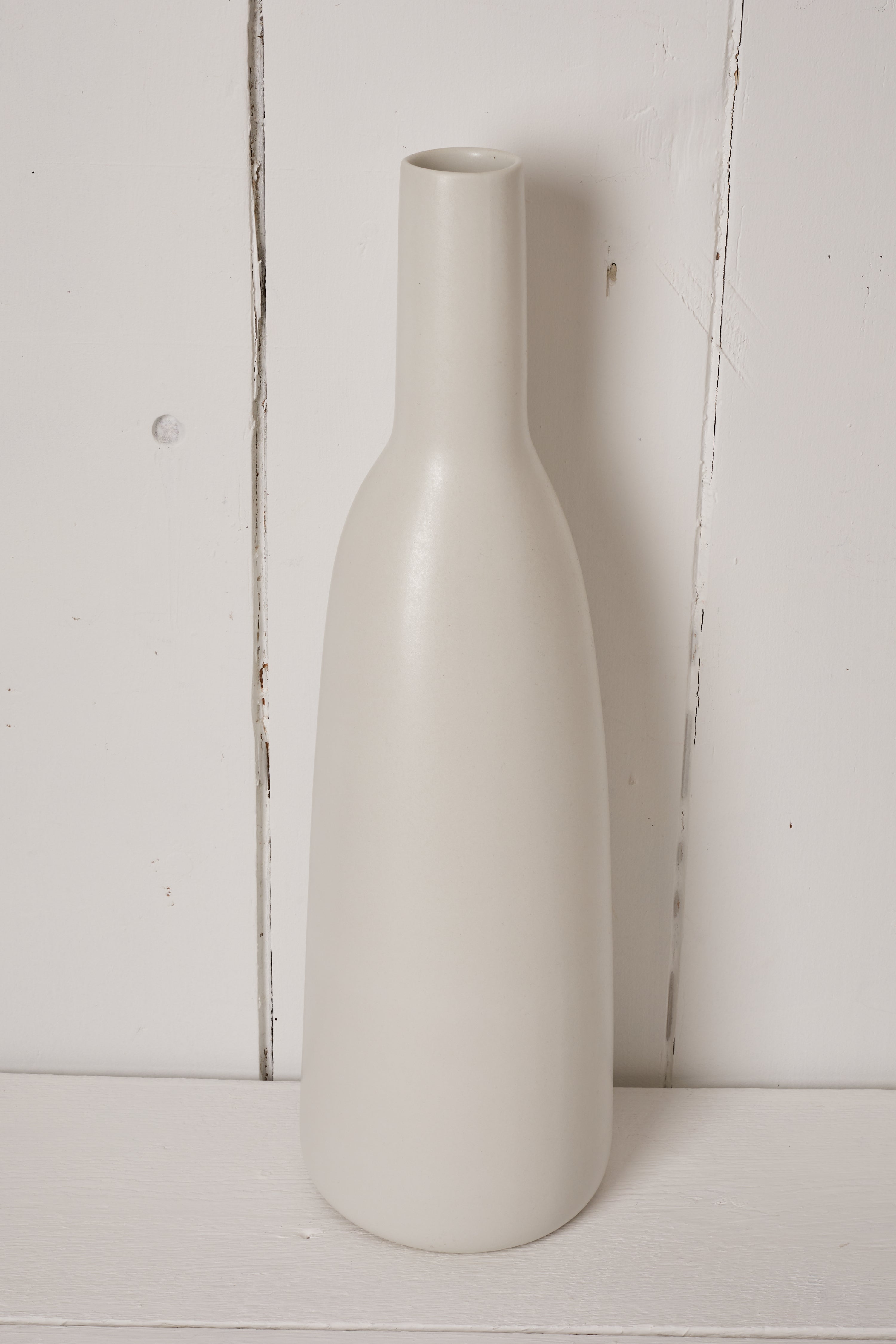 LARGE MATTE WHITE STONEWARE VASE