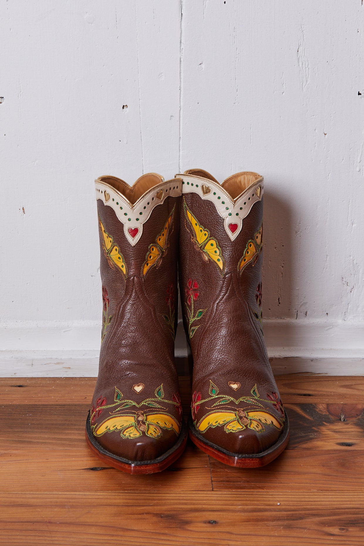 BACK AT THE RANCH MADAME BUTTERFLY ANKLE ZIPPER COWGIRL BOOTS