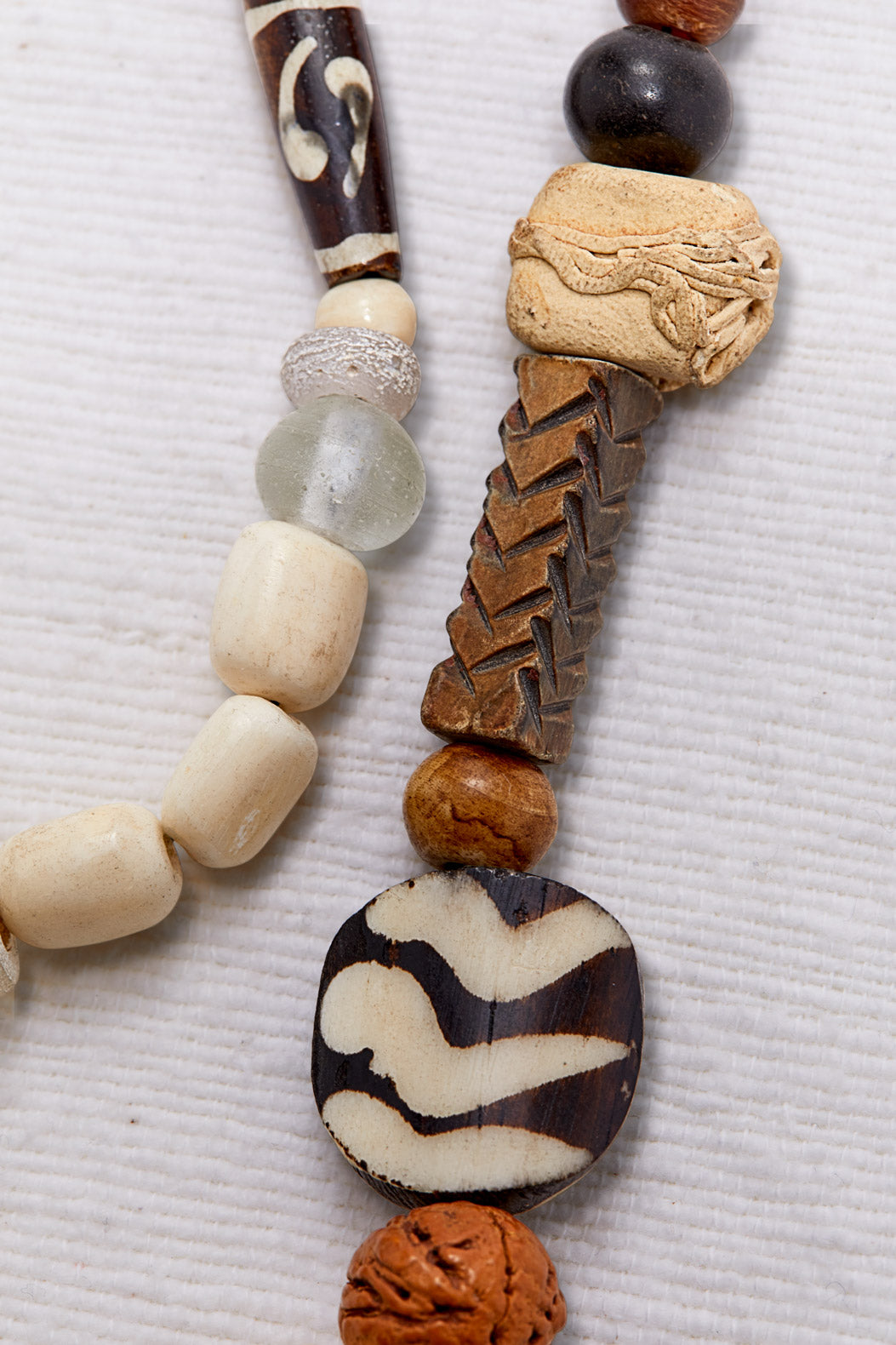 CAMPFIRE WHITE EXOTIC JOURNEY NECKLACE