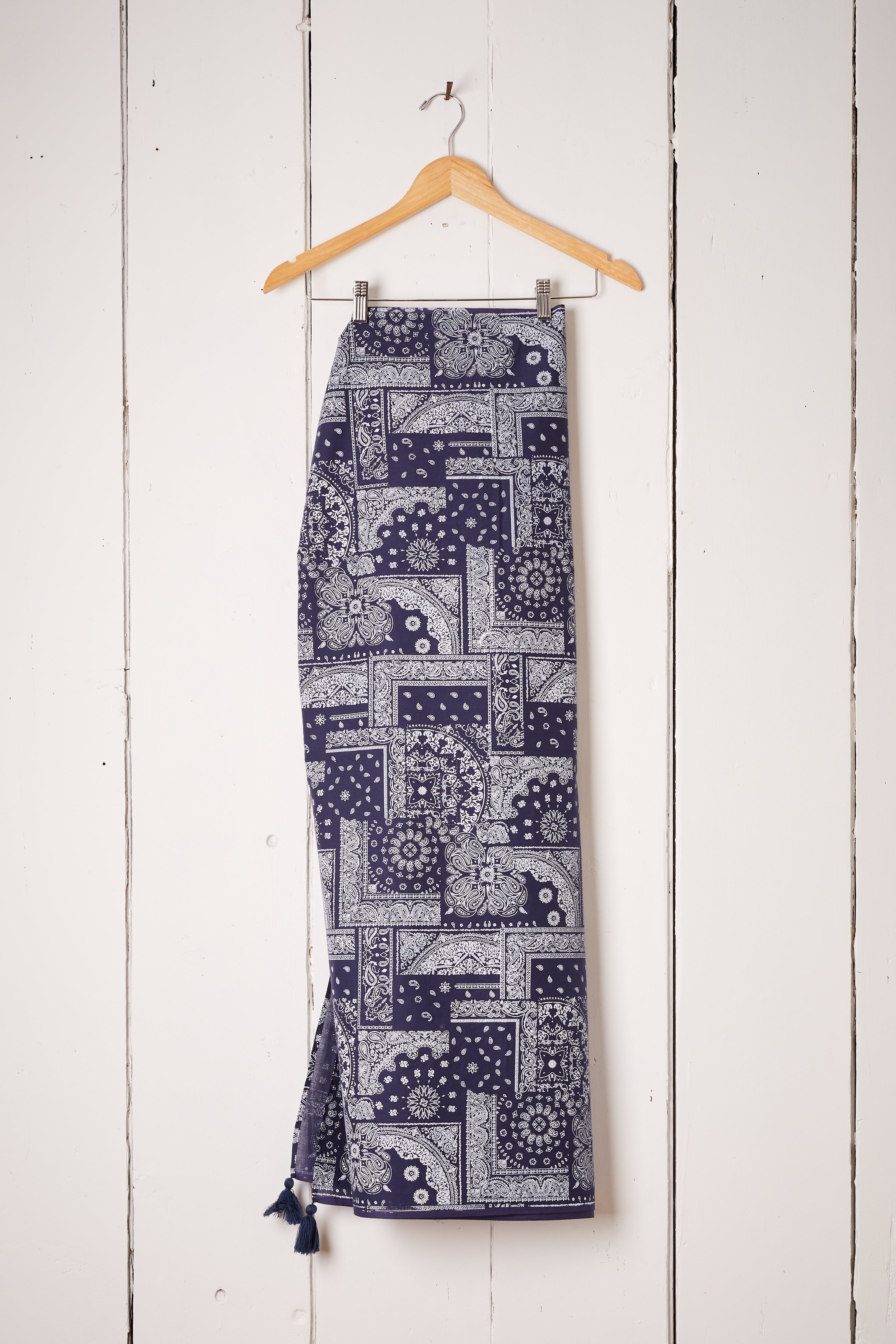 BLUE BANDANA SARONG