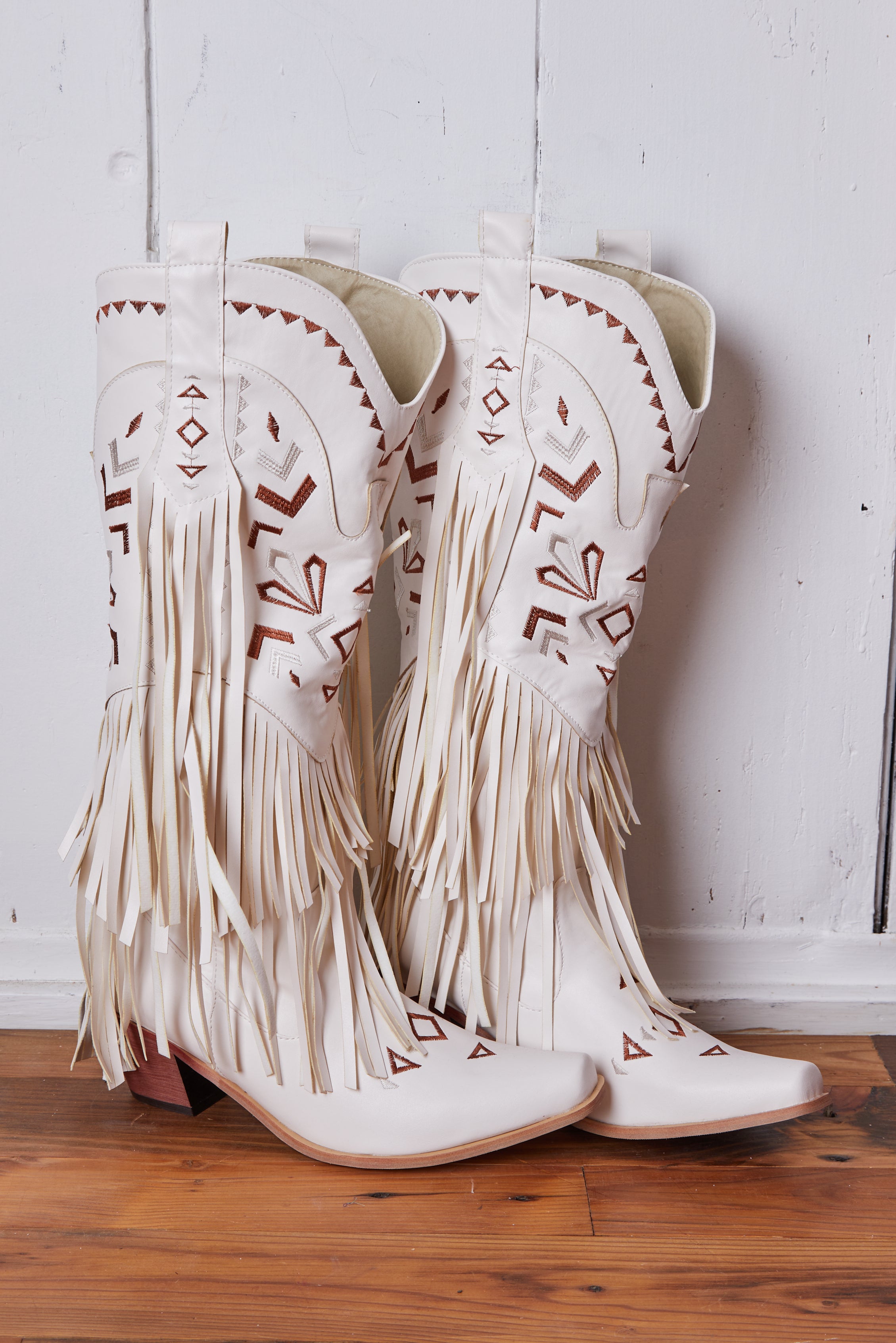 VEGAN WHITE AND BROWN PRINT FRINGE COWBOY BOOTS