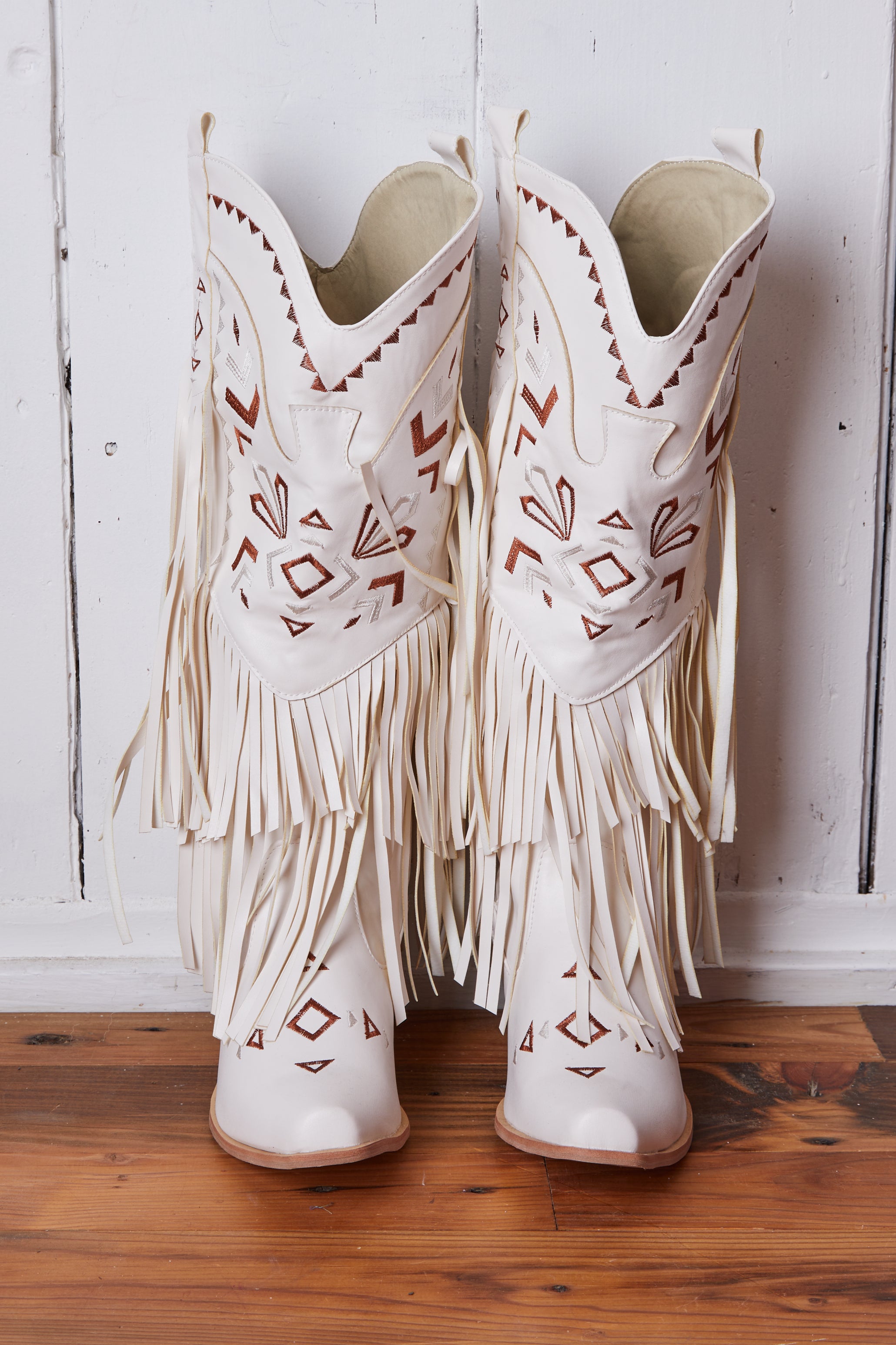 VEGAN WHITE AND BROWN PRINT FRINGE COWBOY BOOTS
