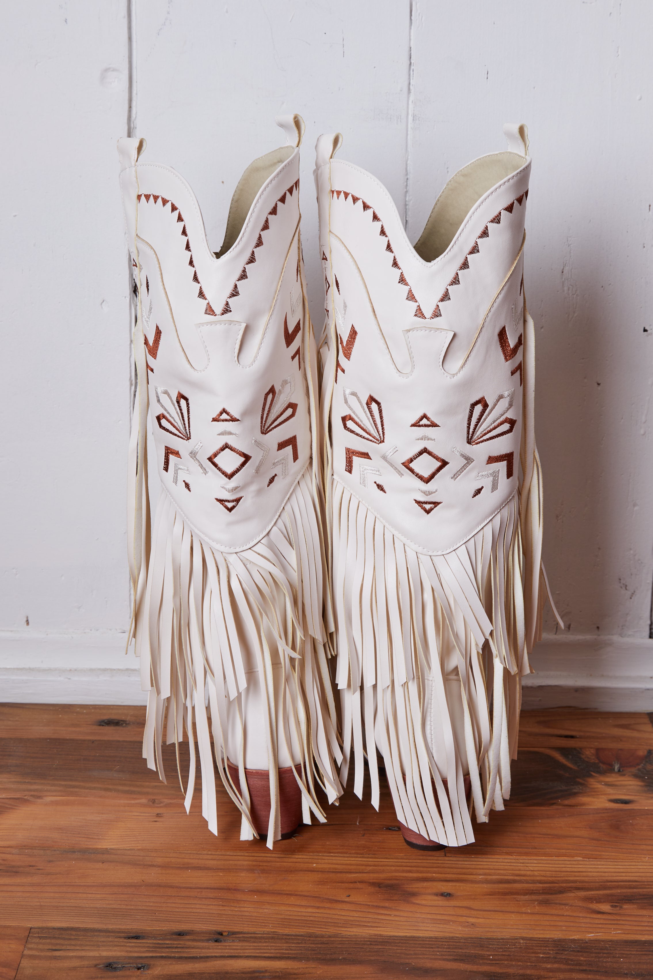 VEGAN WHITE AND BROWN PRINT FRINGE COWBOY BOOTS