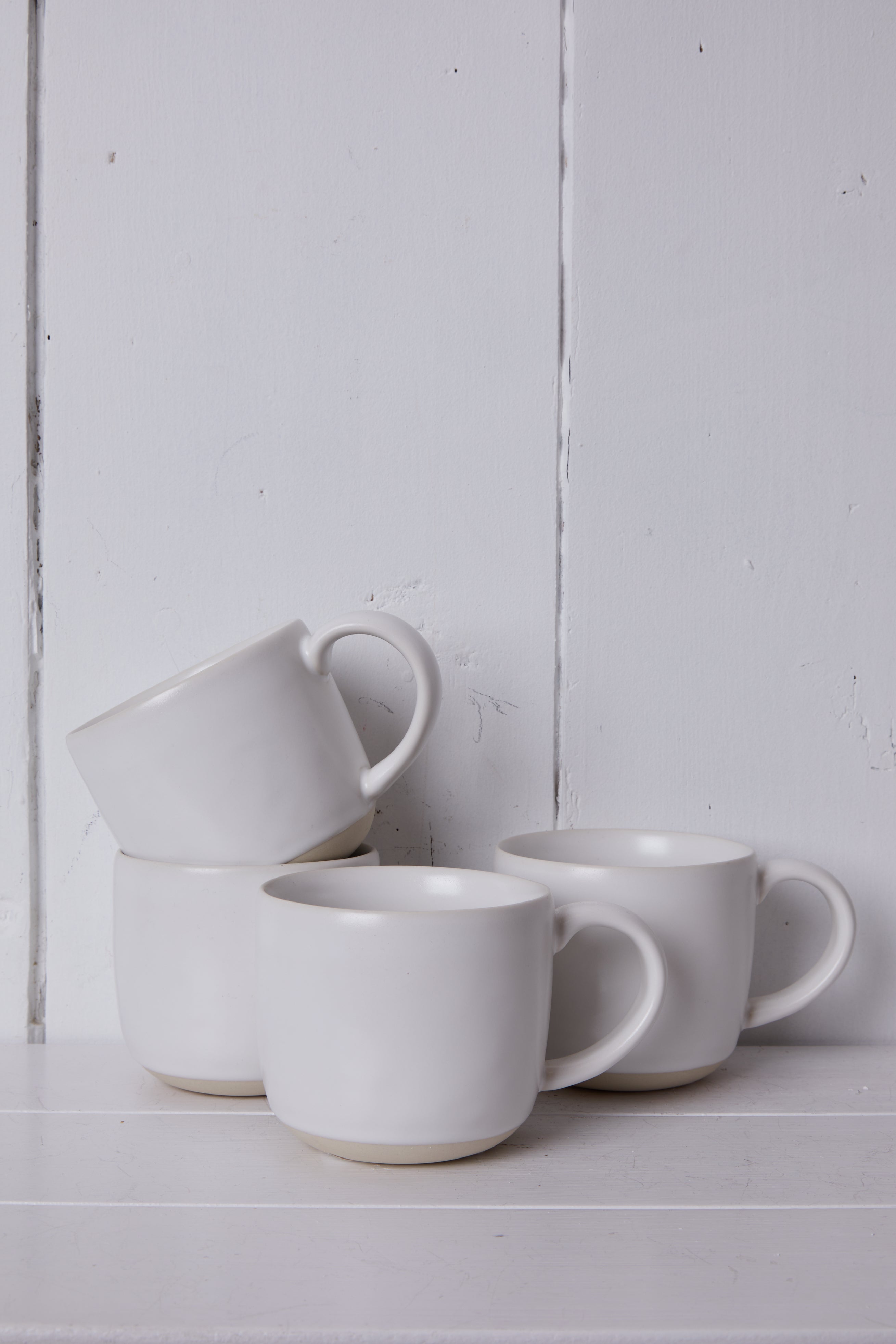 WHITE CERAMIC COFFEE MUG SET OF 4
