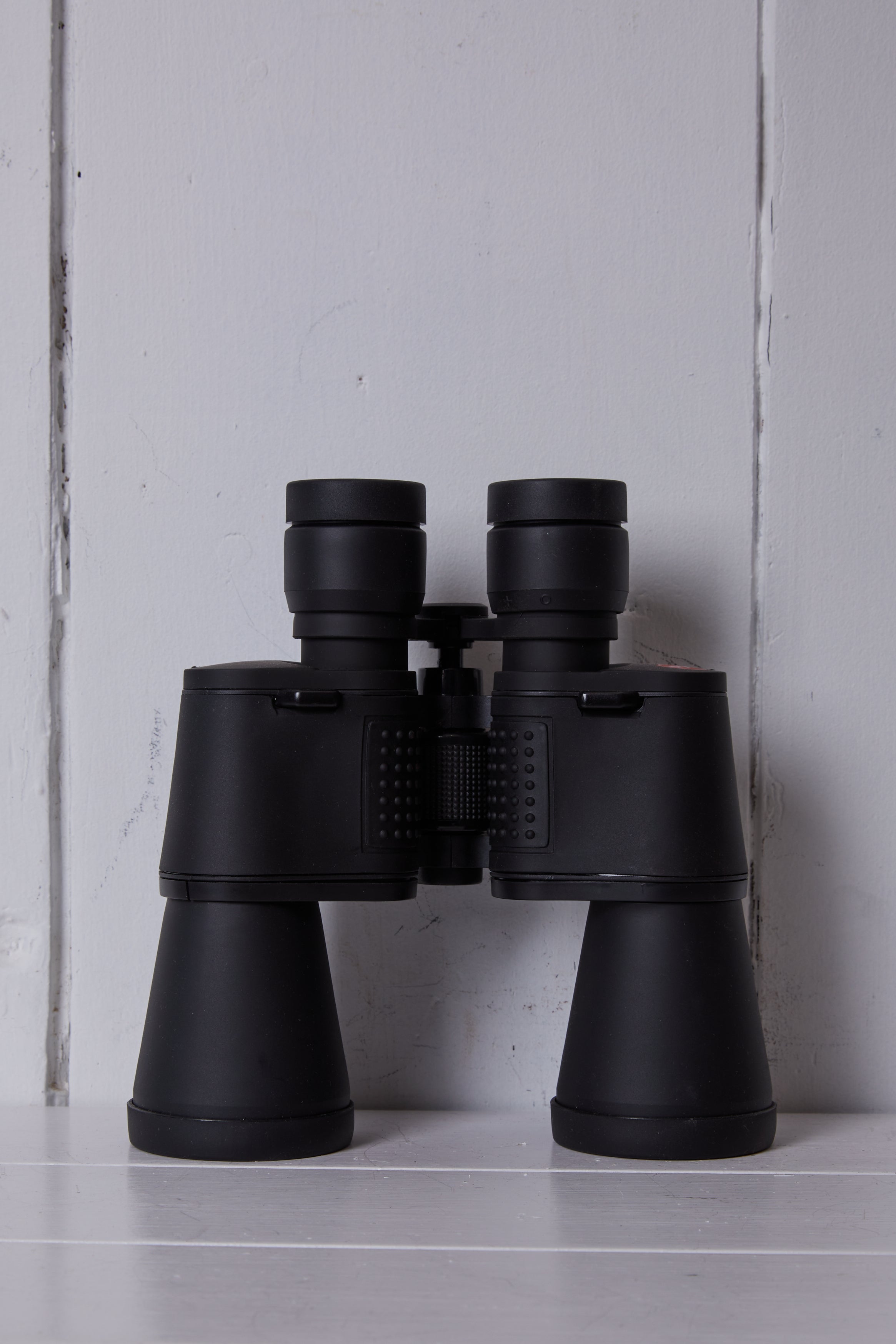 BINOCULARS