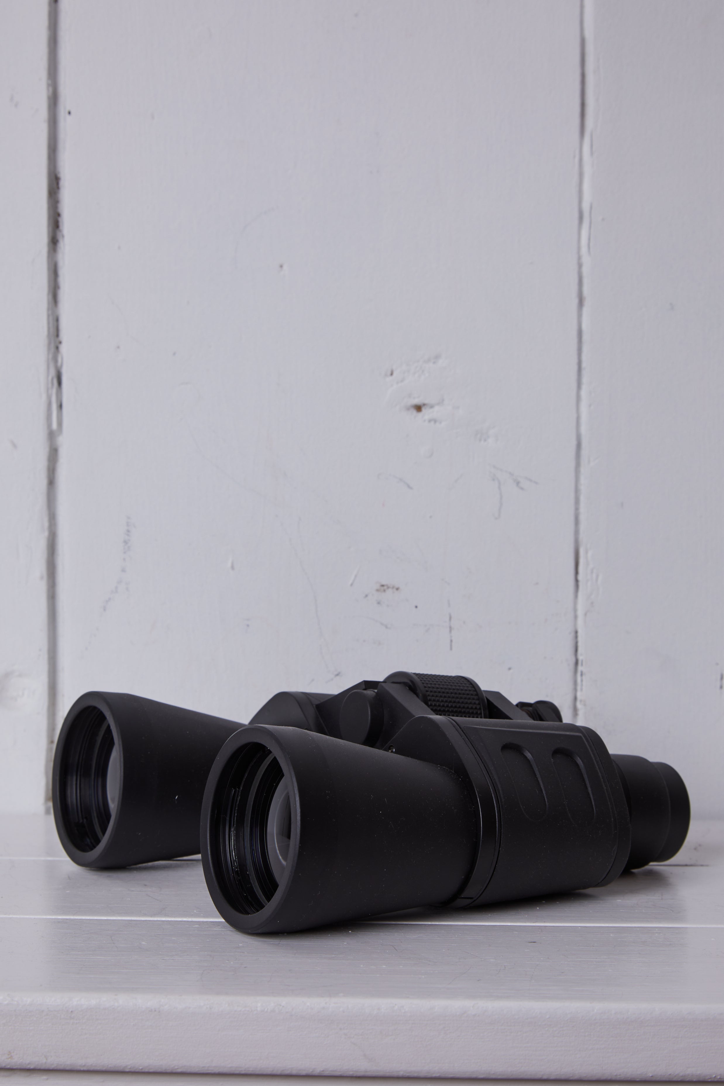 BINOCULARS