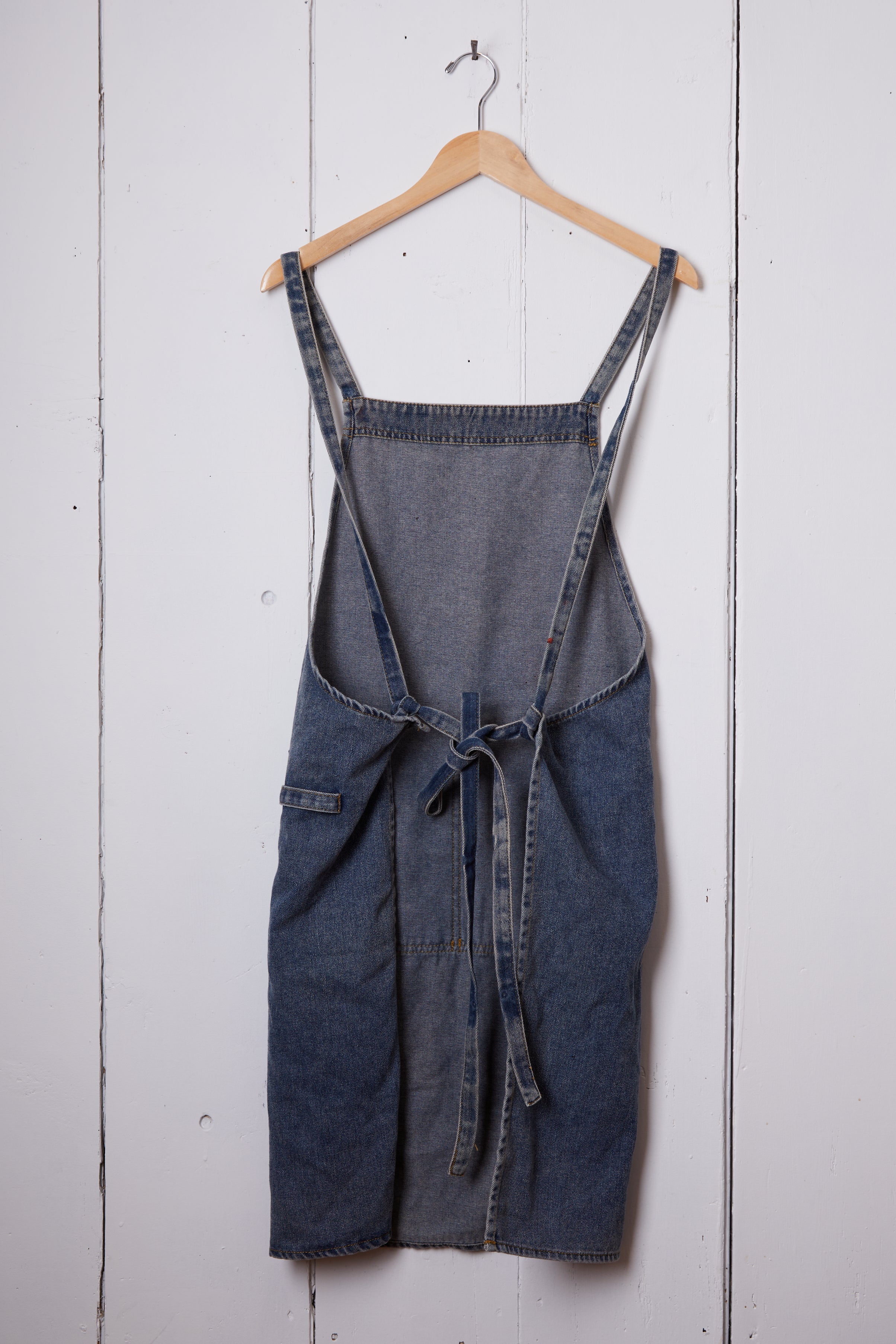WASHED DENIM APRON