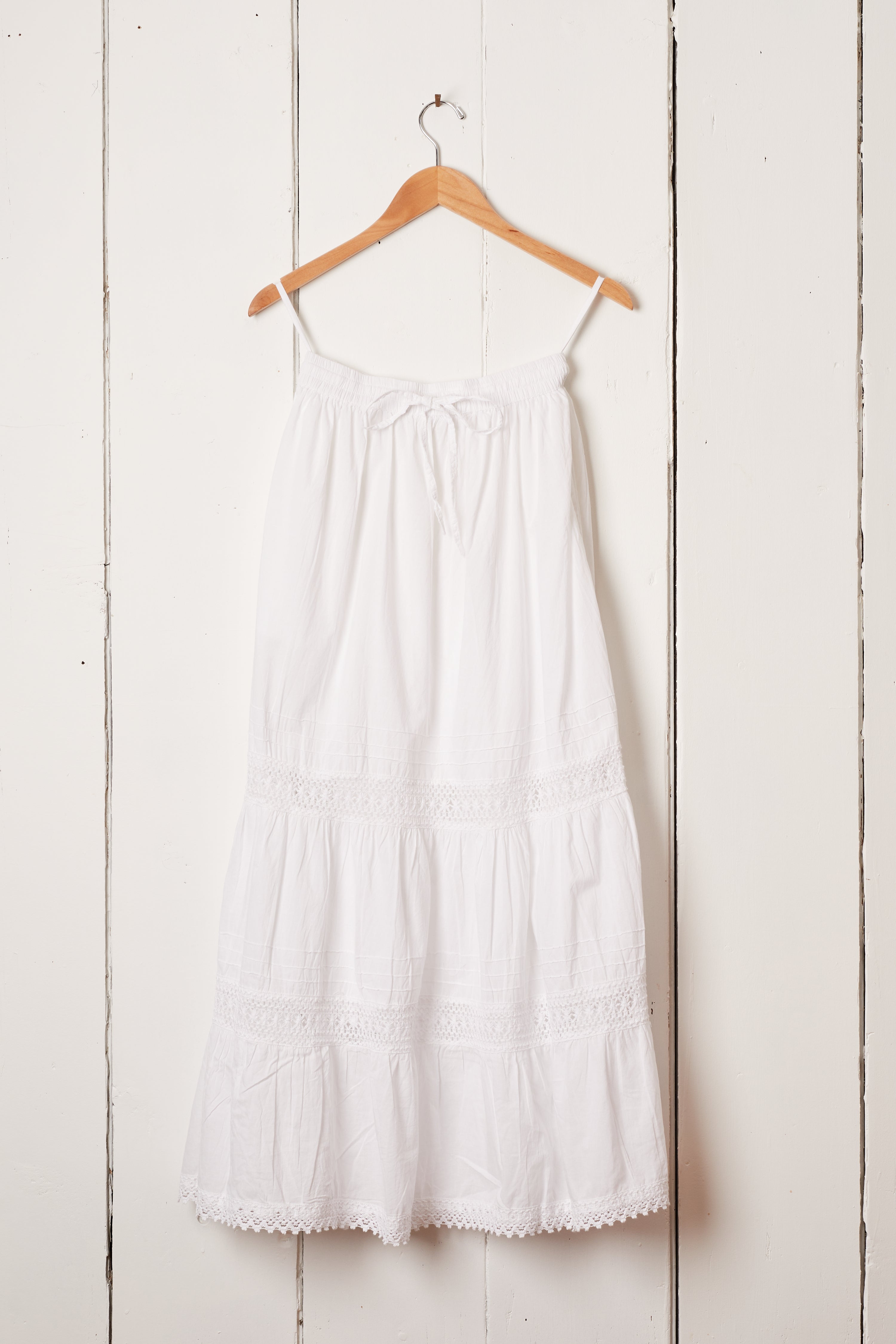 WHITE COTTON PRAIRIE SKIRT - ONE SIZE