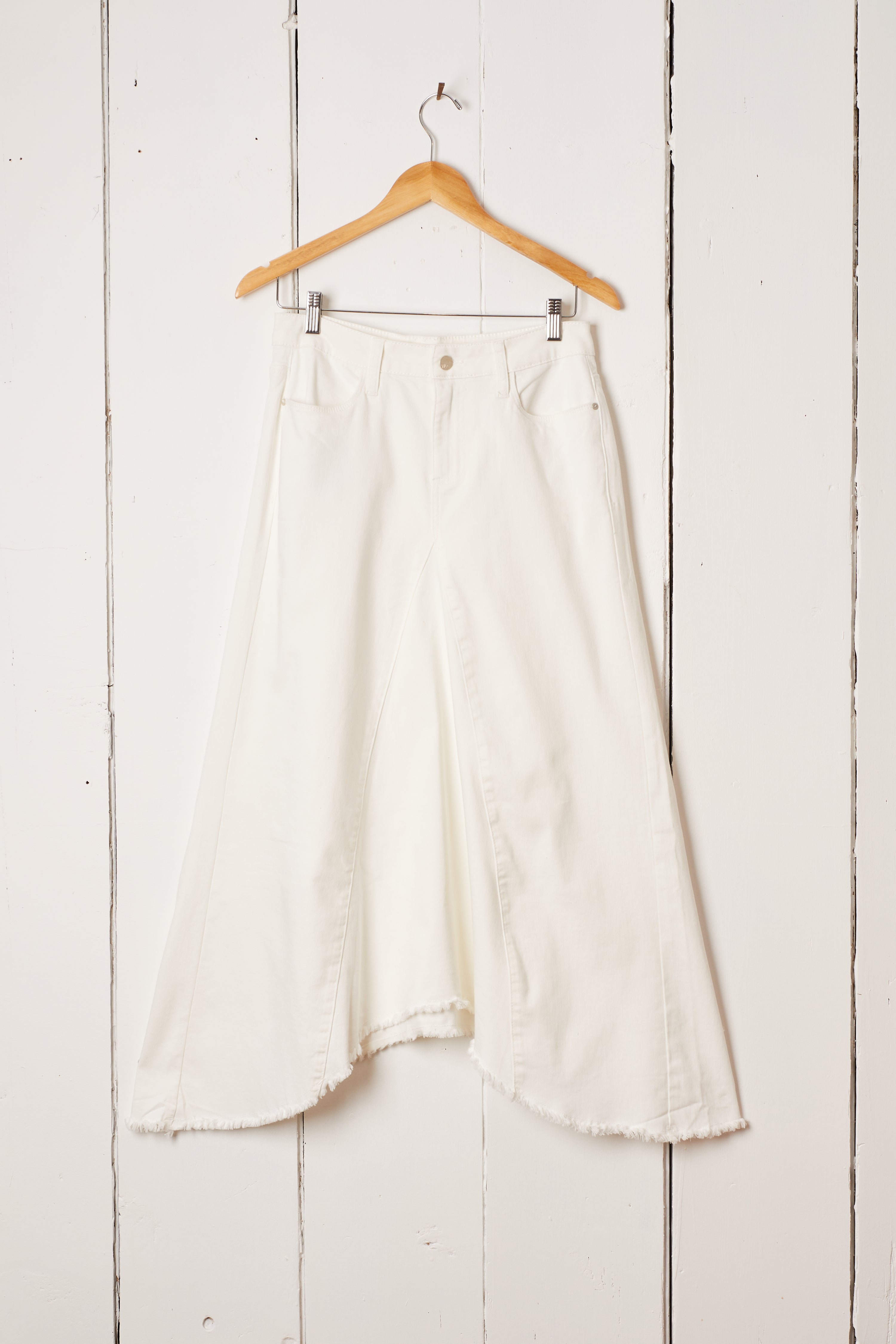 LONG WHITE DENIM SWIRL SKIRT