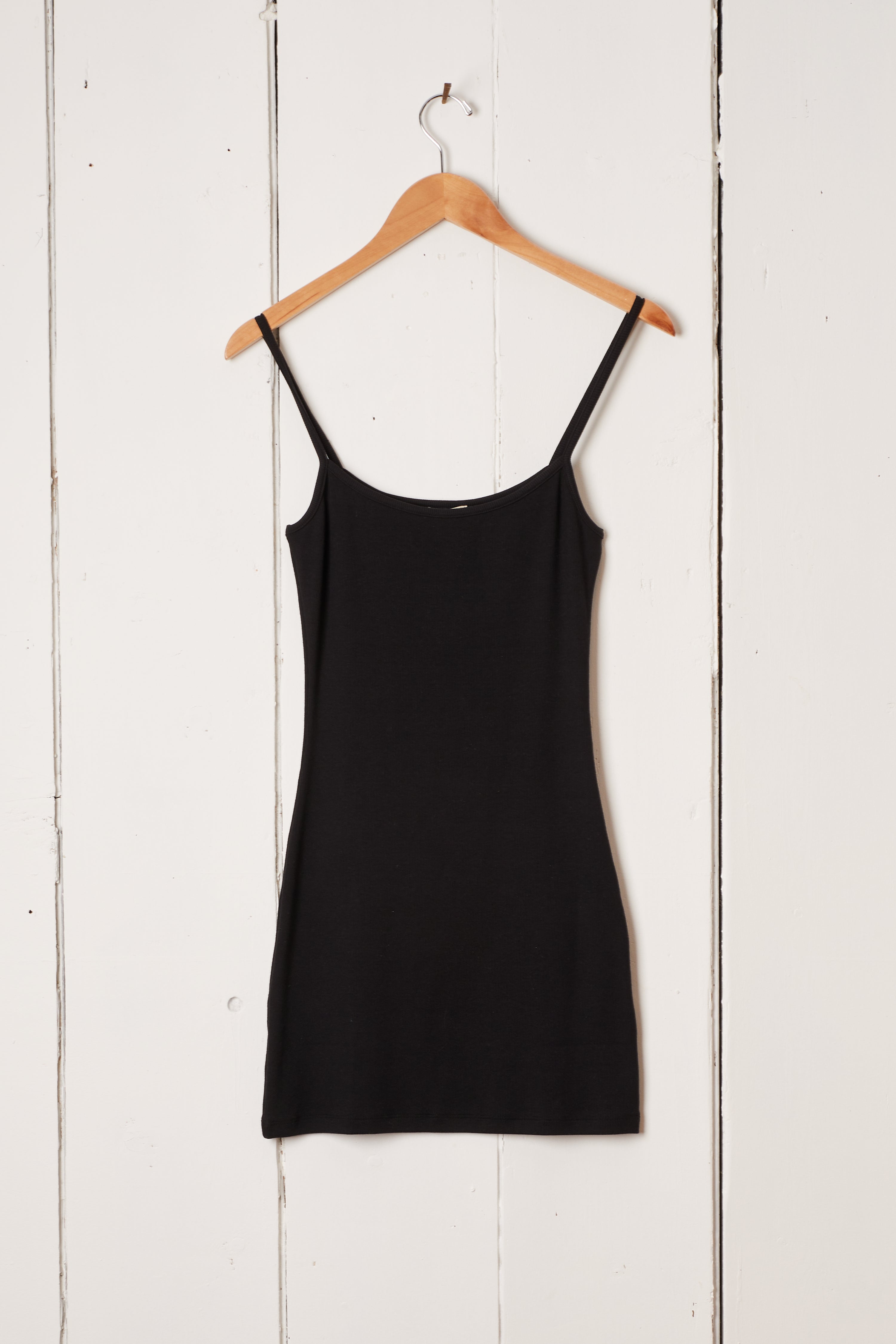 BLACK RIB SPAGHETTI STRAP MINI DRESS
