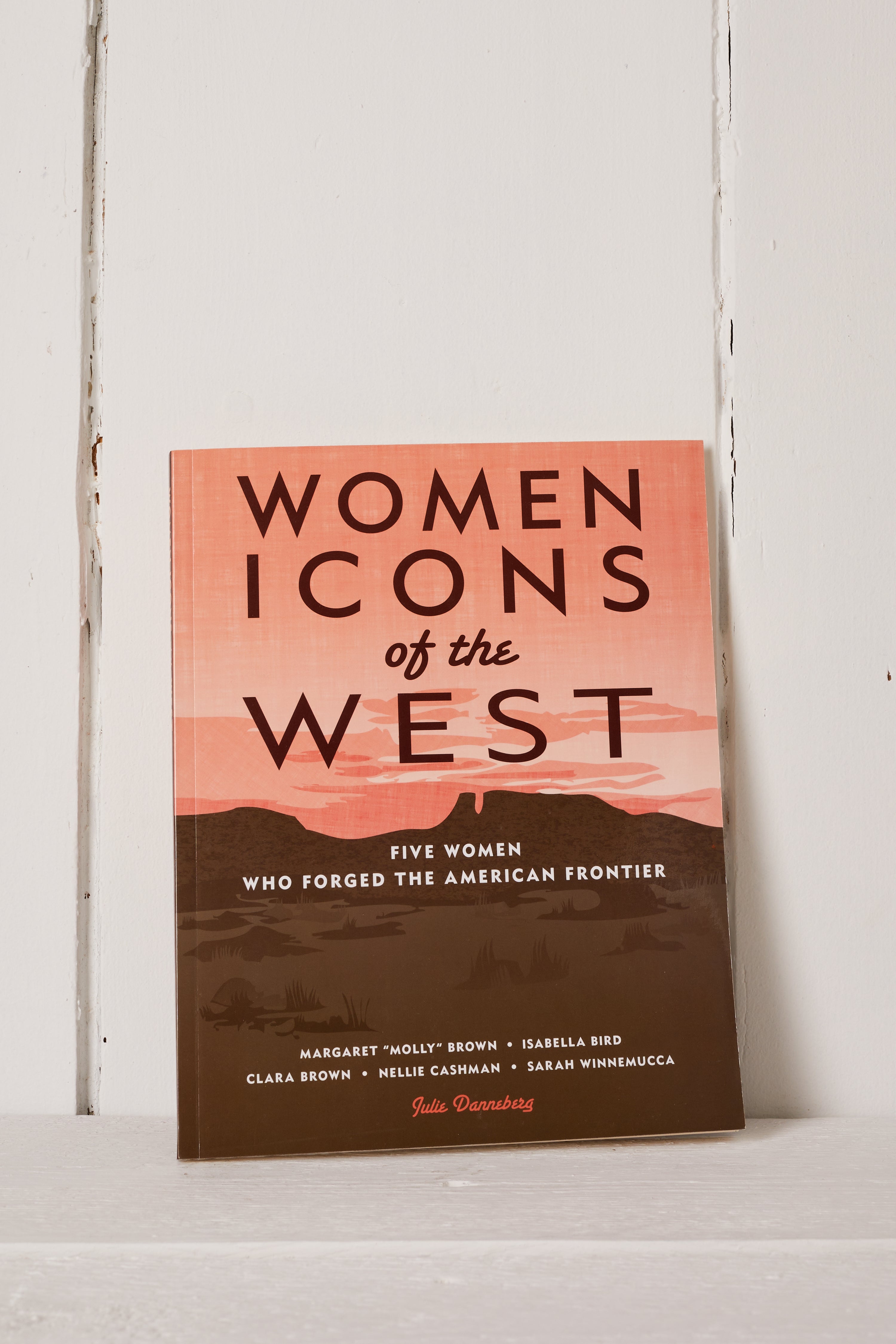 WOMENS ICONS OF THE WEST BOOK