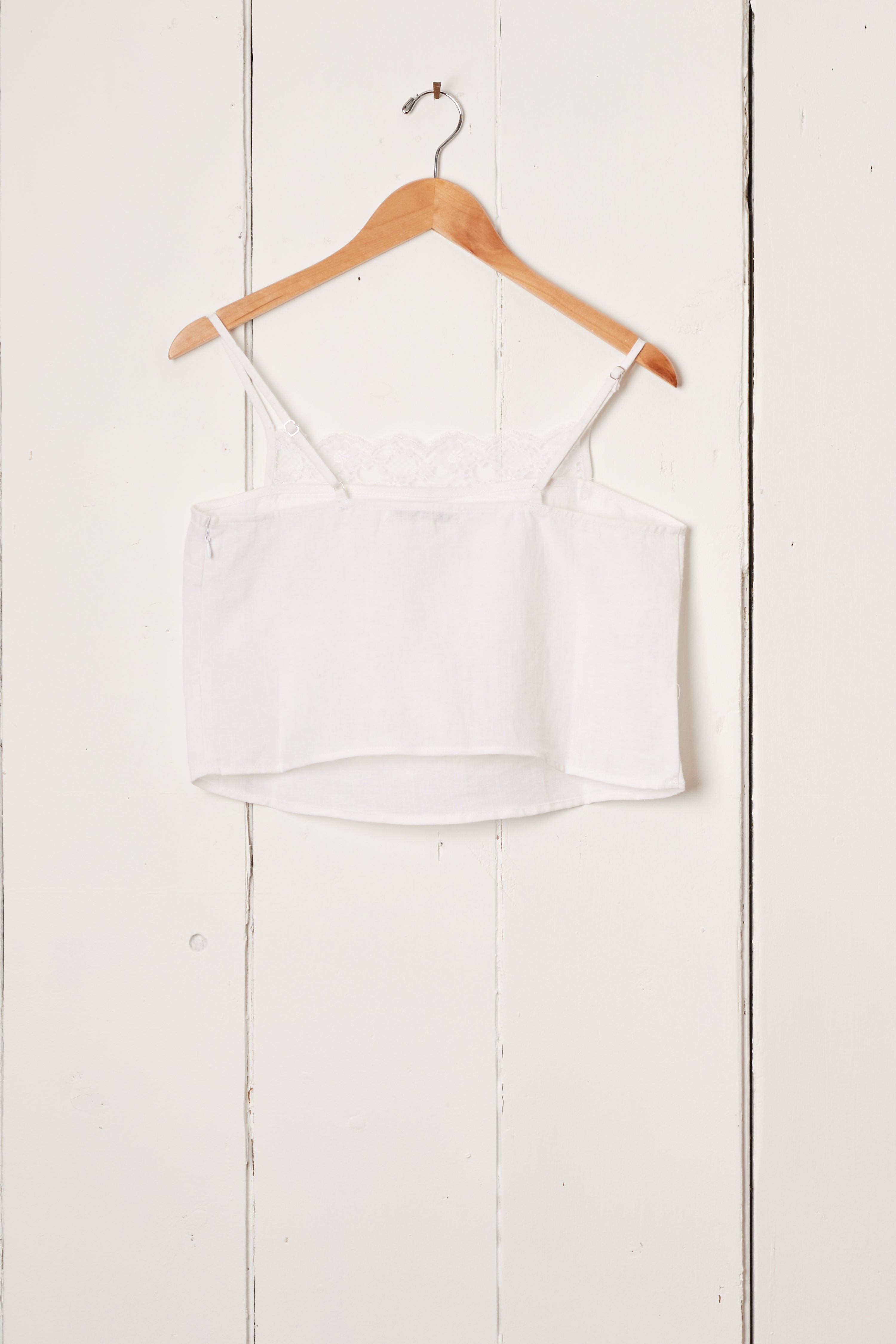 LINEN LACE CAMISOLE TOP
