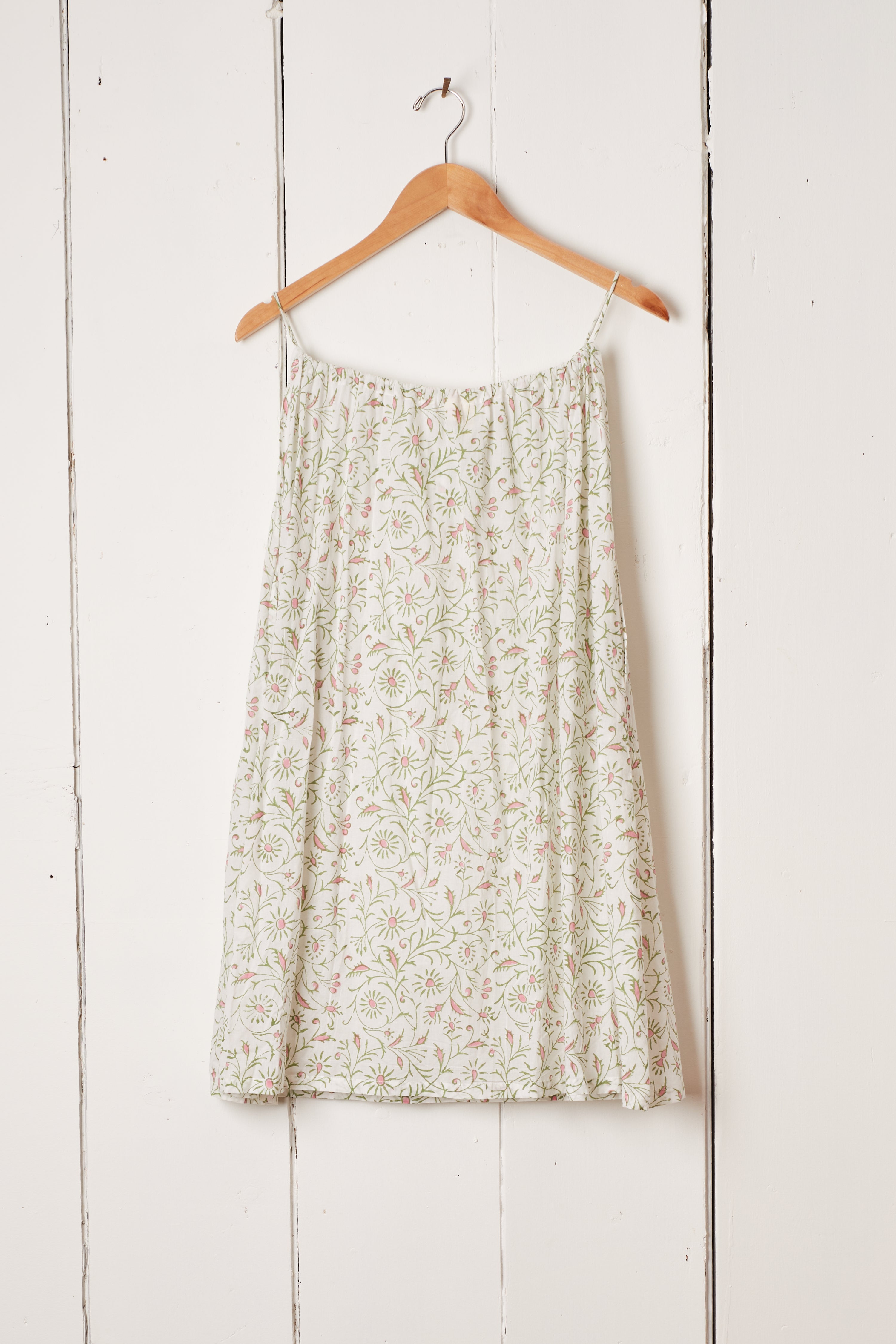 CREAM FLORAL WAIKIKI DRESS