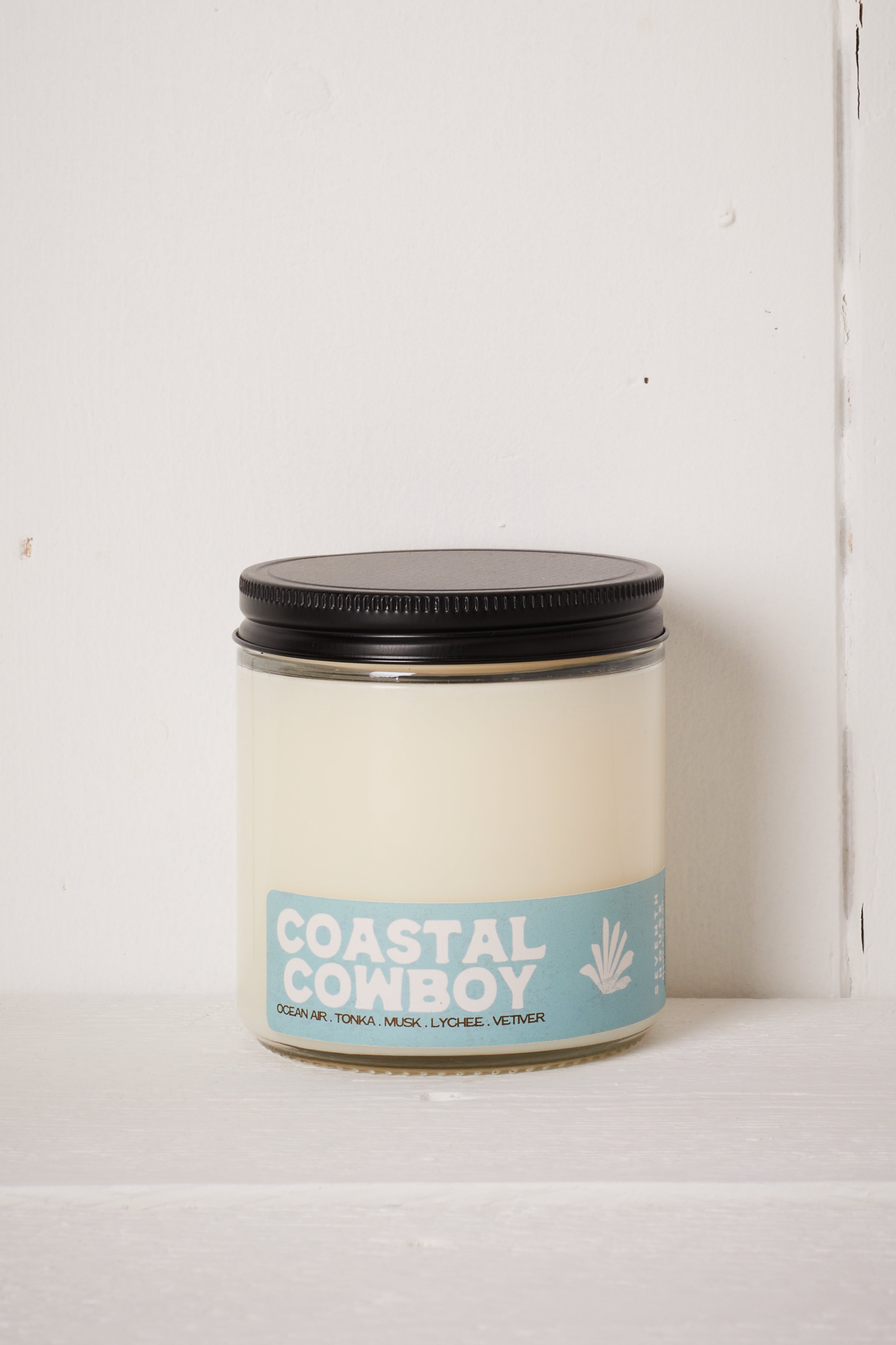 COASTAL COWBOY CANDLE - OCEAN AIR, TONKA, MUSK, LYCHEE AND VETIVER