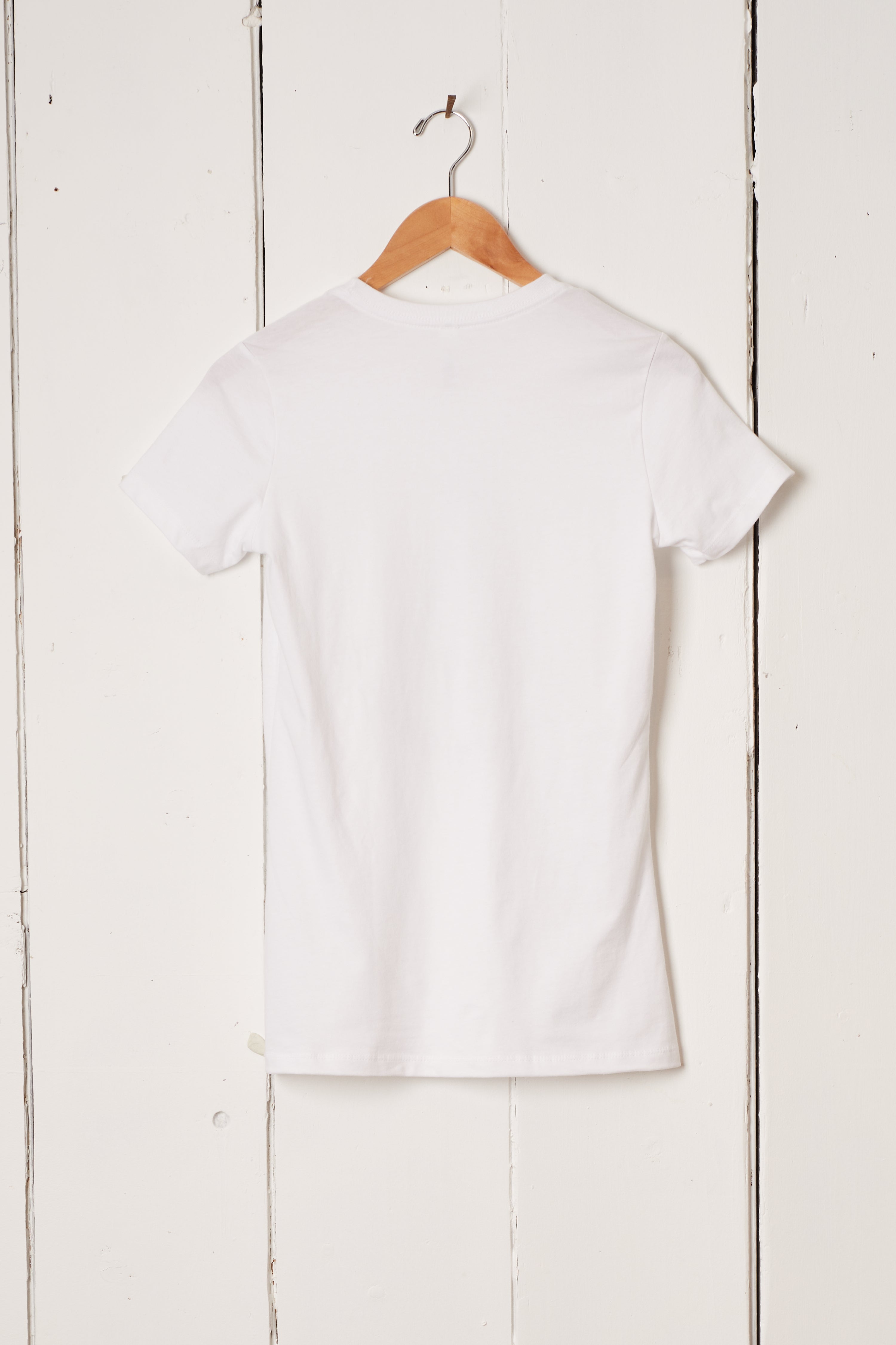 JENNY’S BARN FITTED WOMENS WHITE TEE