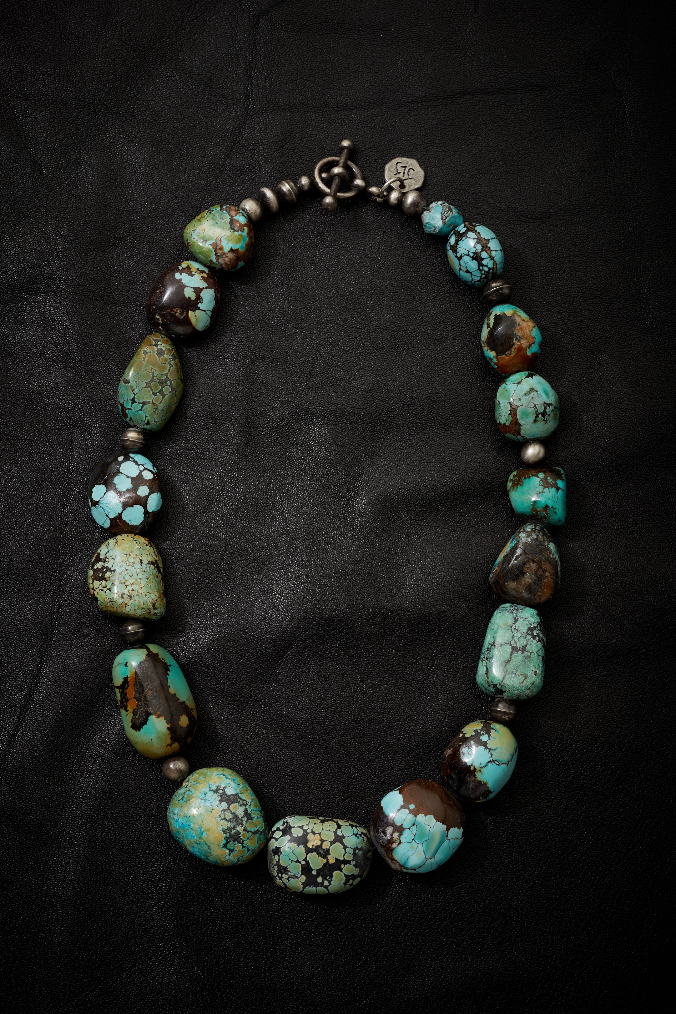 SPECKLED SHADES OF TURQUOISE NECKLACE