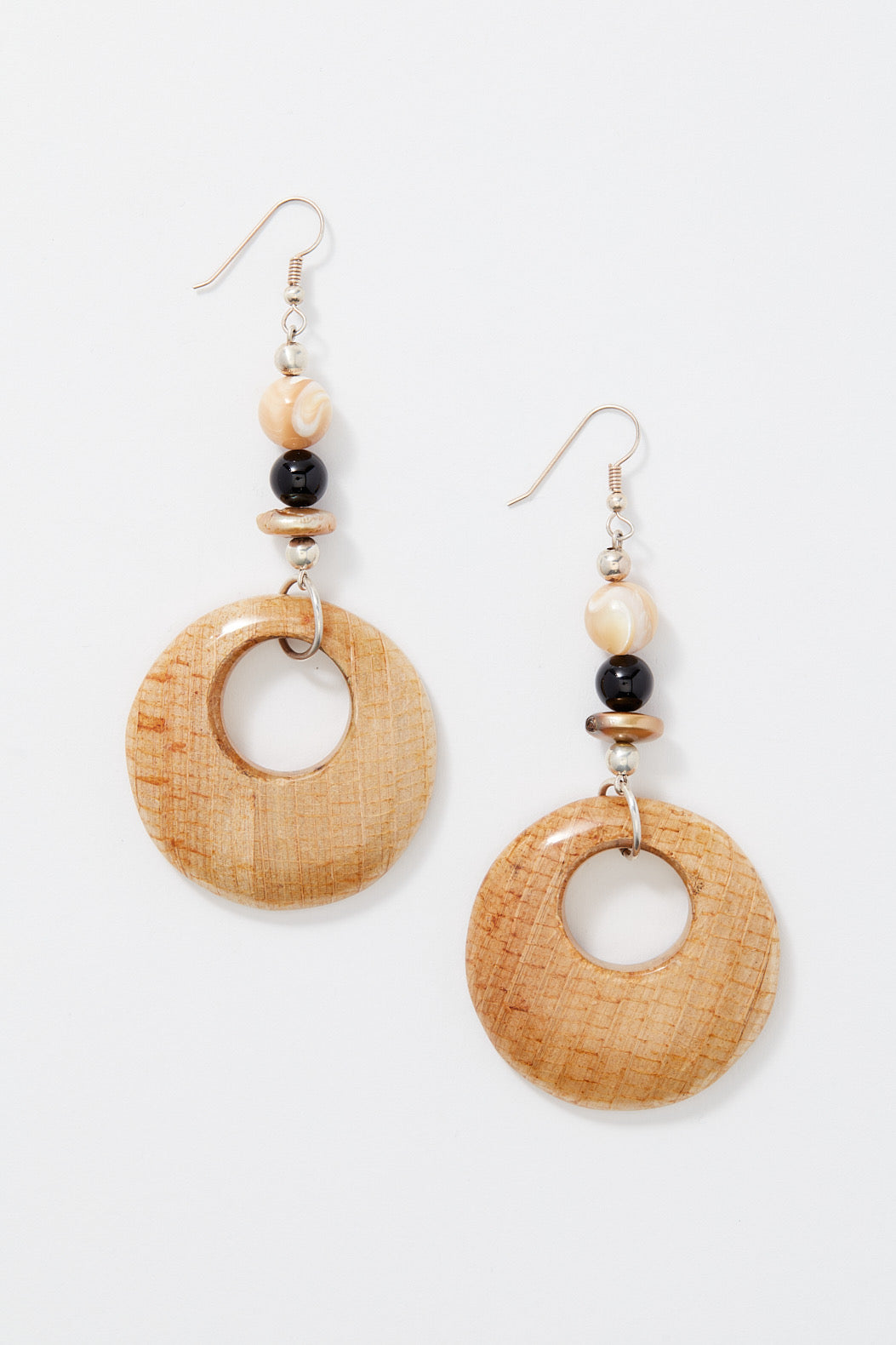 CREAM AND GOLD BANANA BARK EARRINGS