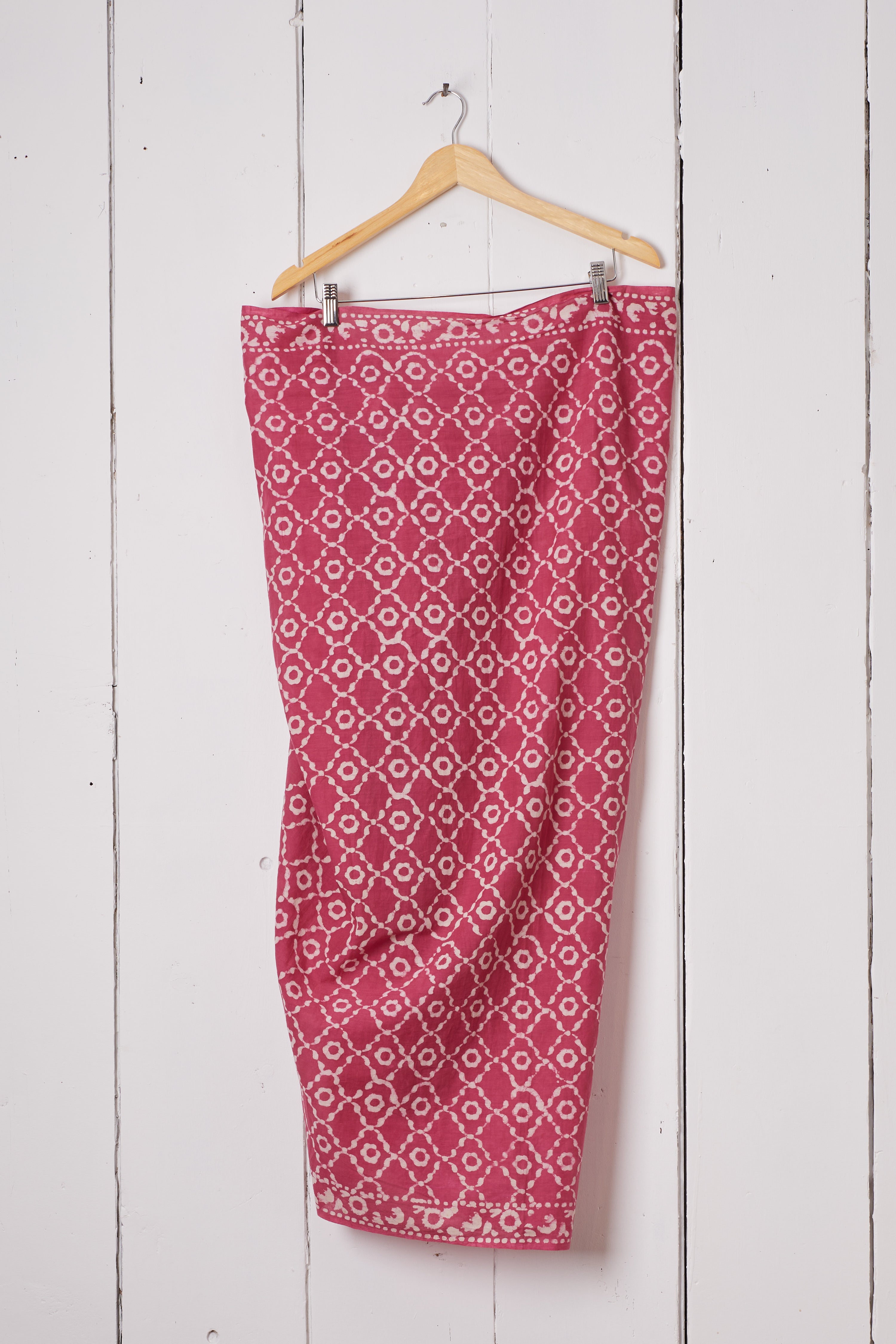 PINK BLOCK PRINT COTTON SARONG