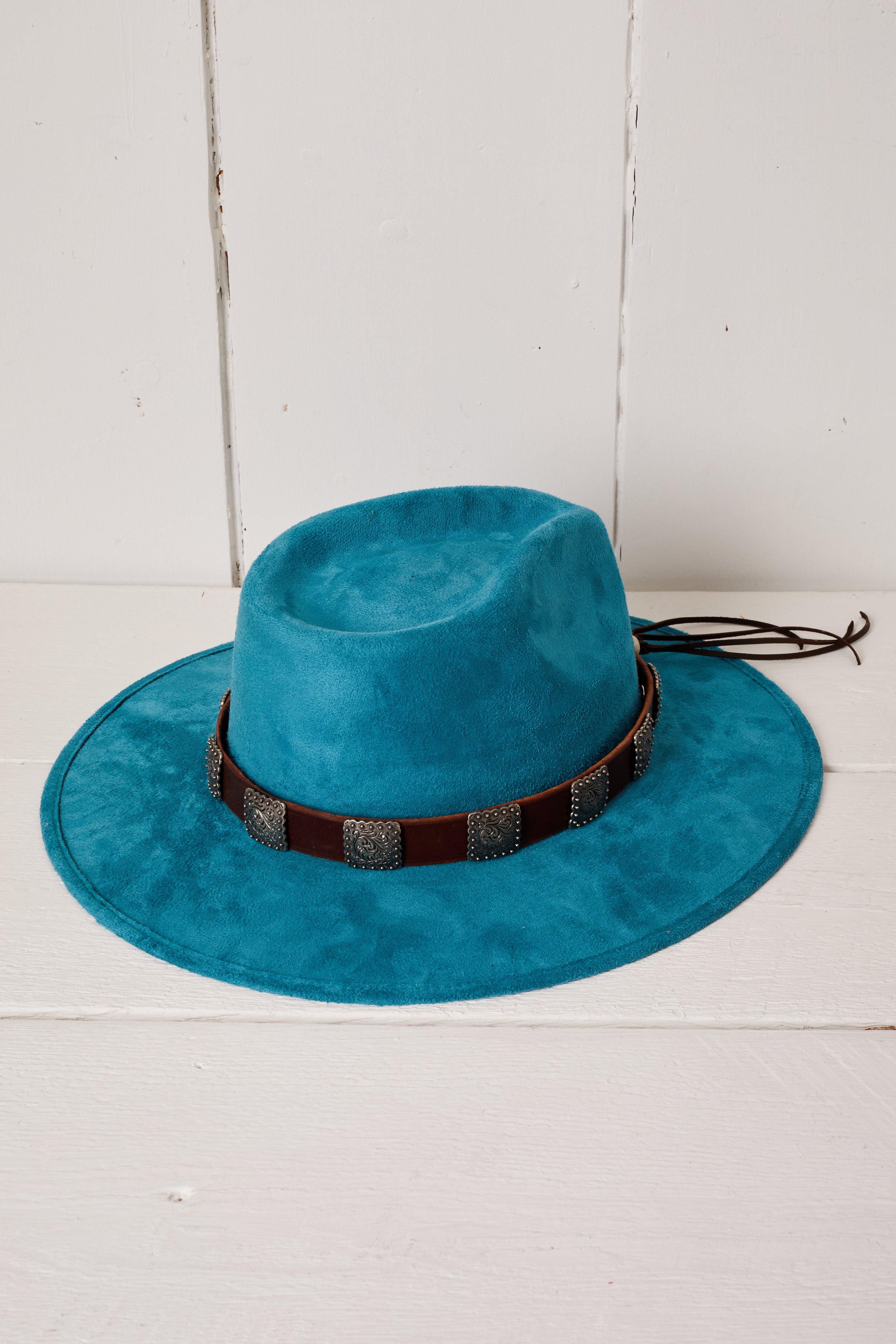 TURQUOISE  VEGAN SUEDE RUGGED LEATHER ORNATE CONCHO AND BONE COWBOY HAT