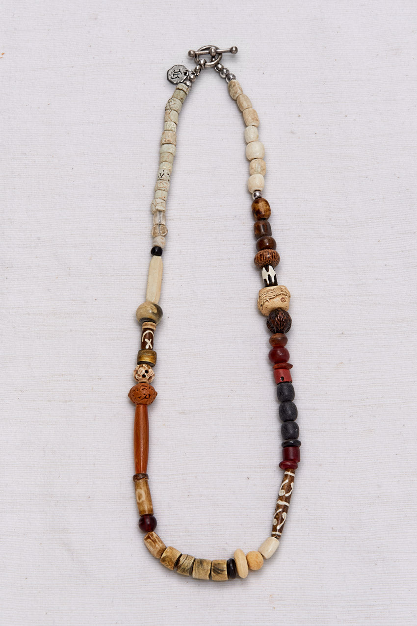 CAMPFIRE WHITE TAN BATIK NECKLACE