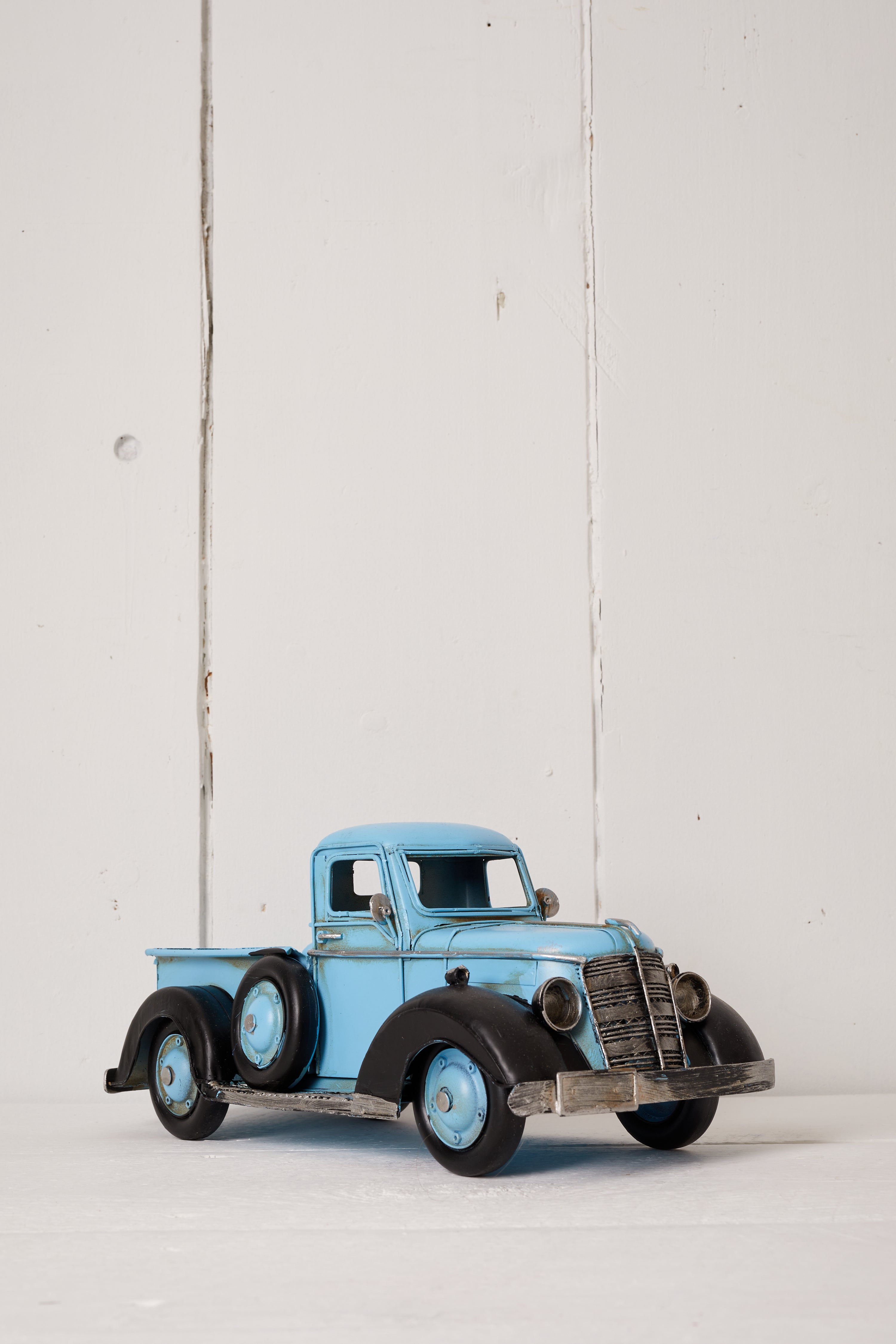 LIGHT BLUE TRUCK