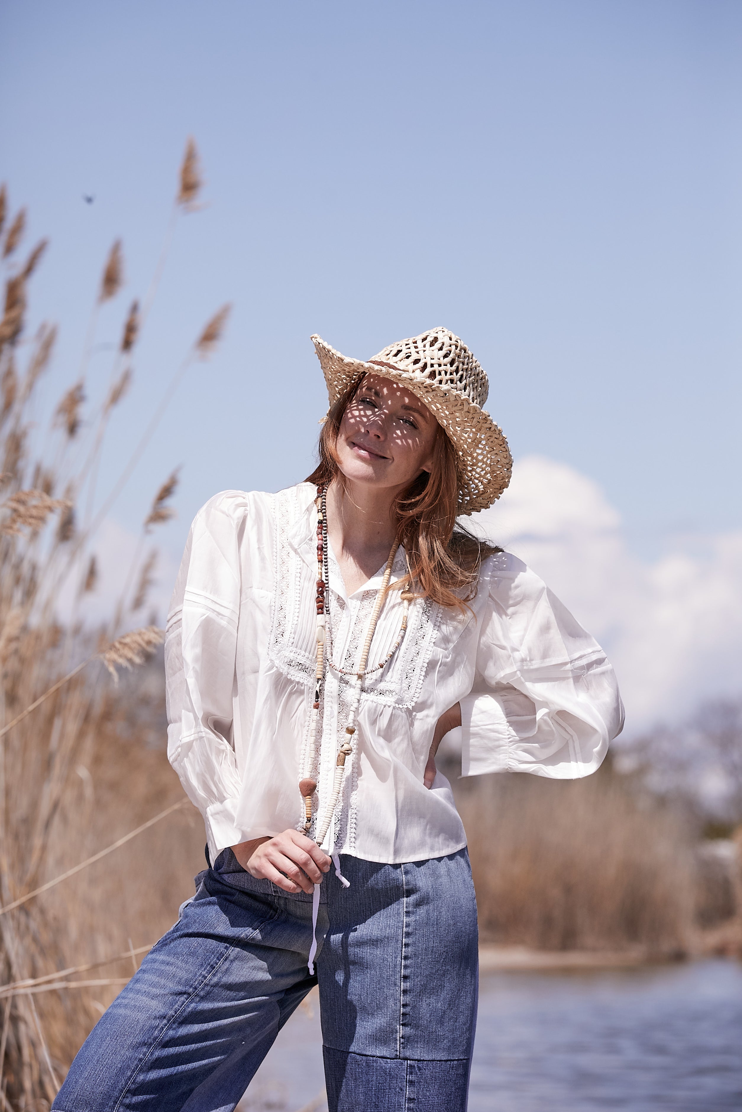 WHITE LONG SLEEVE LACE EMBROIDERED BLOUSE
