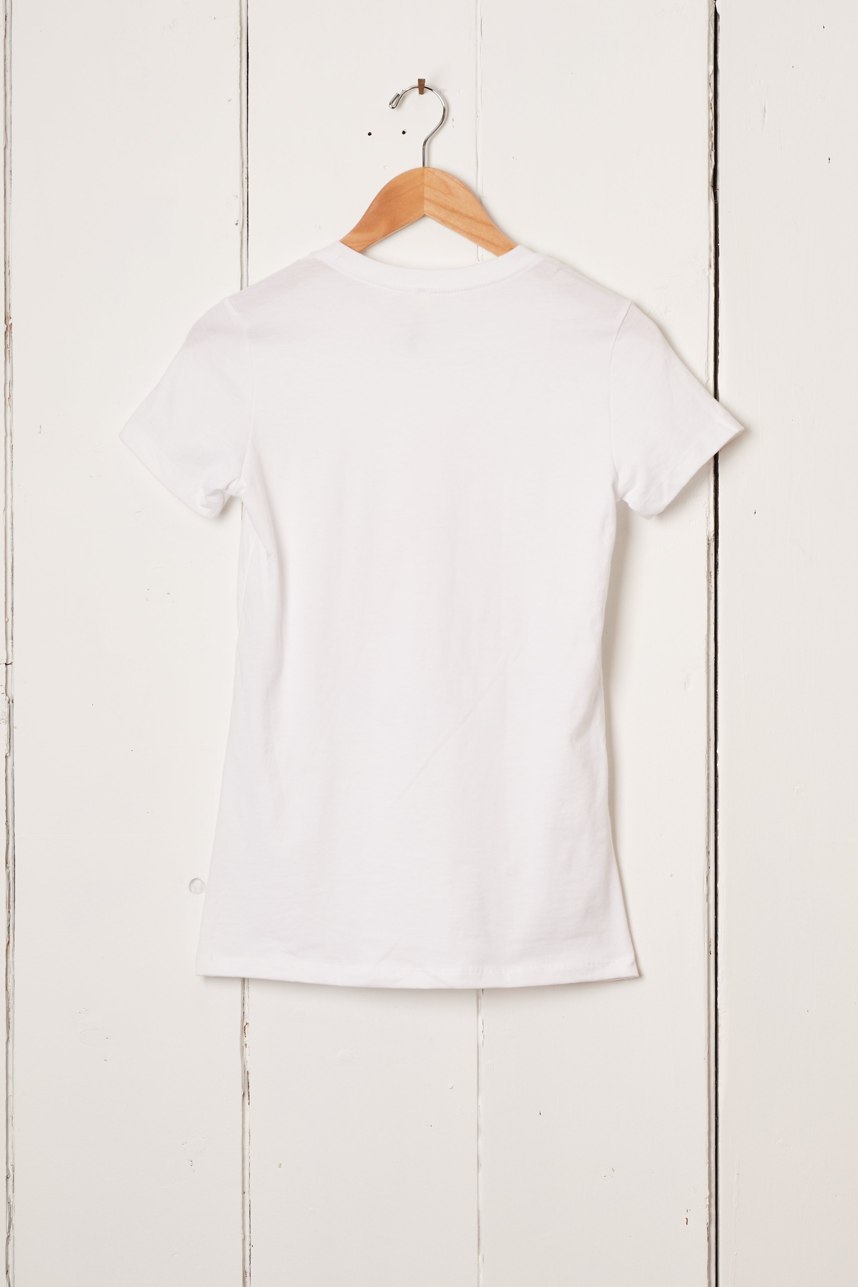JENNY’S BARN WOMENS RAINBOW FITTED TEE