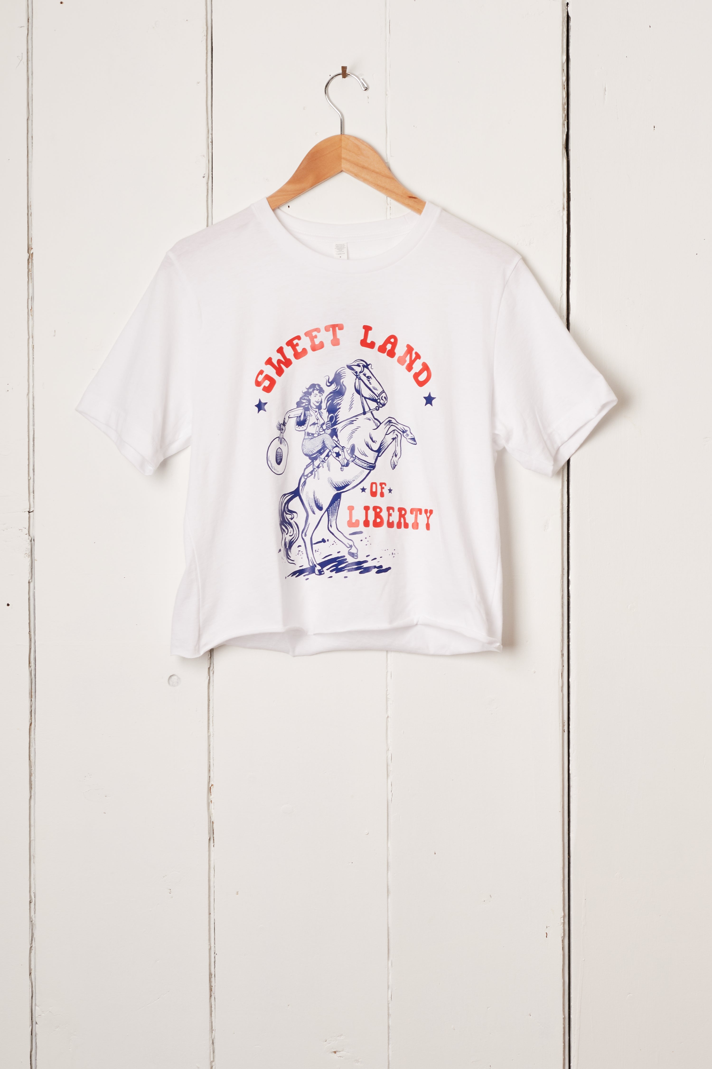 SWEET LAND OF LIBERTY WOMENS CROPPED TEE