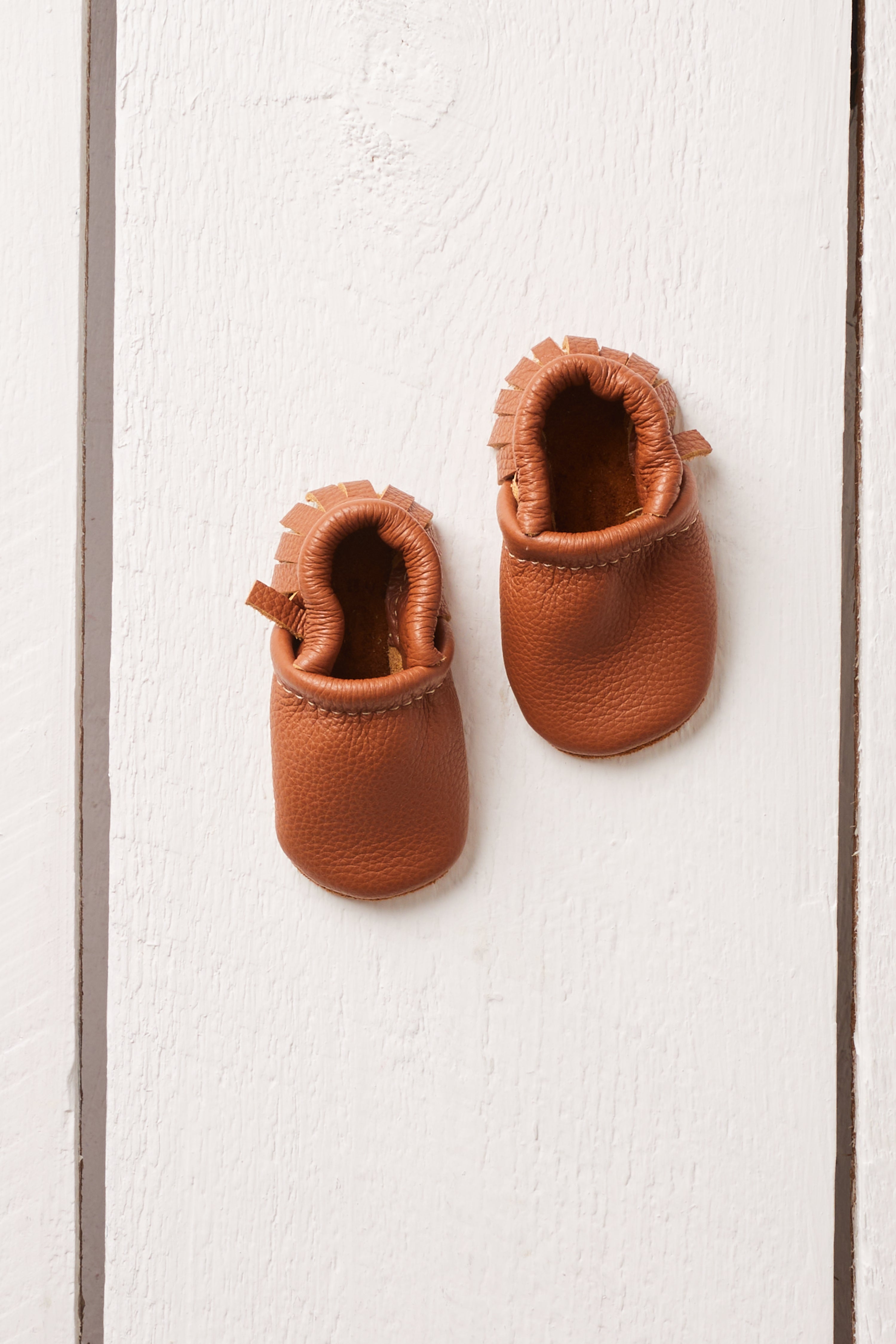 HONEY LEATHER BABY MOCCASINS
