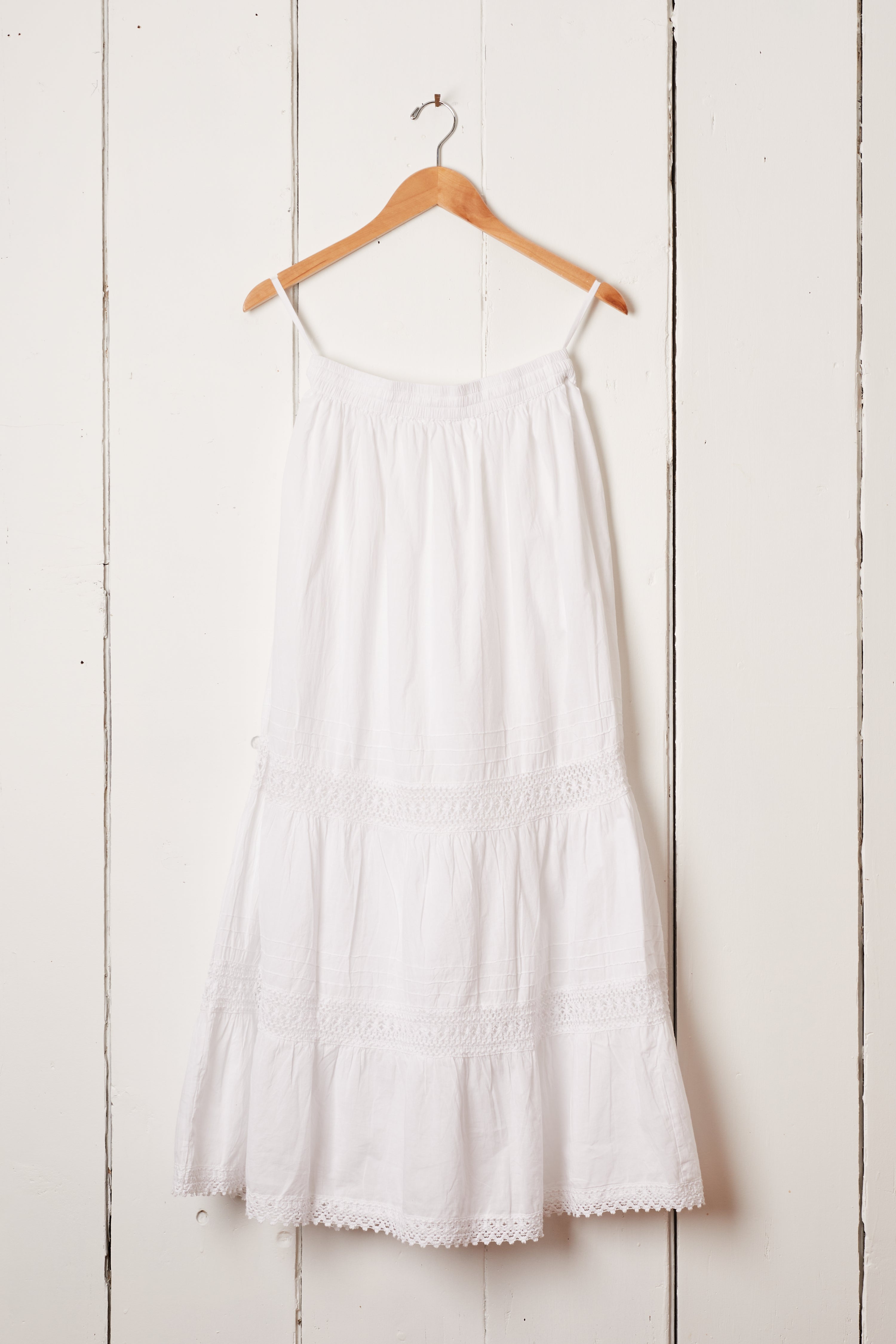WHITE COTTON PRAIRIE SKIRT - ONE SIZE