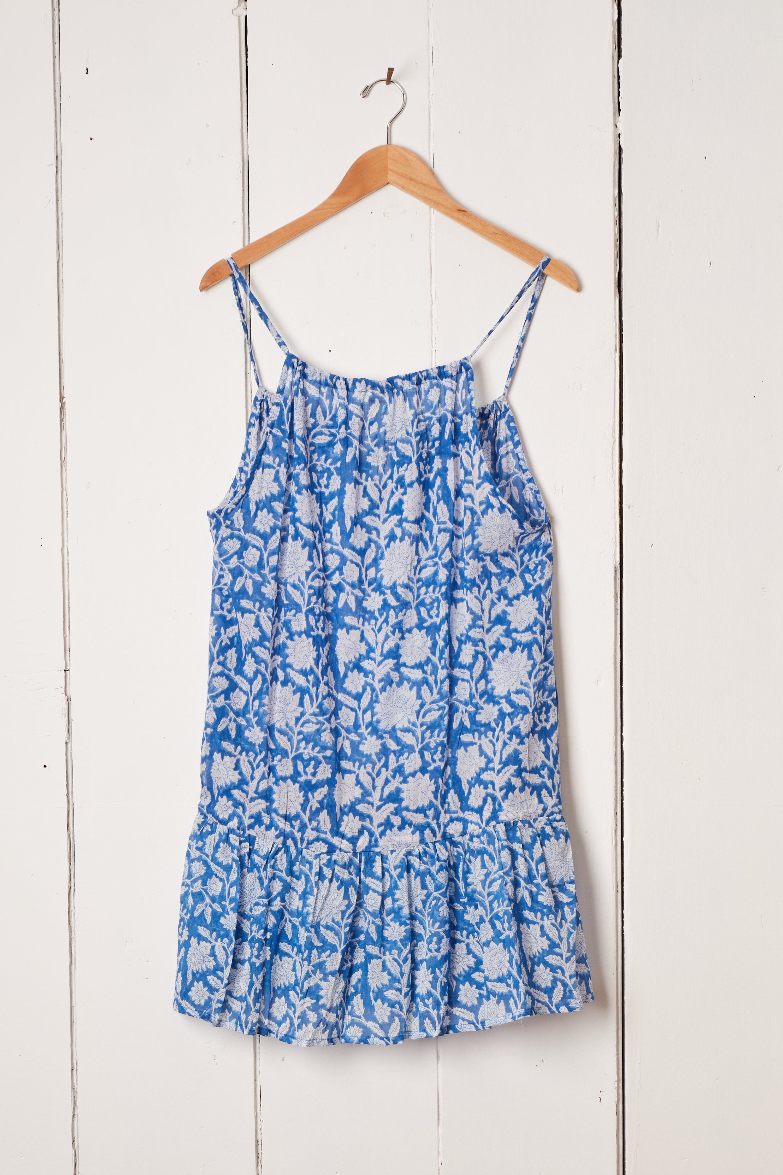 BLUE AND WHITE FLORAL WAIKIKI DRESS