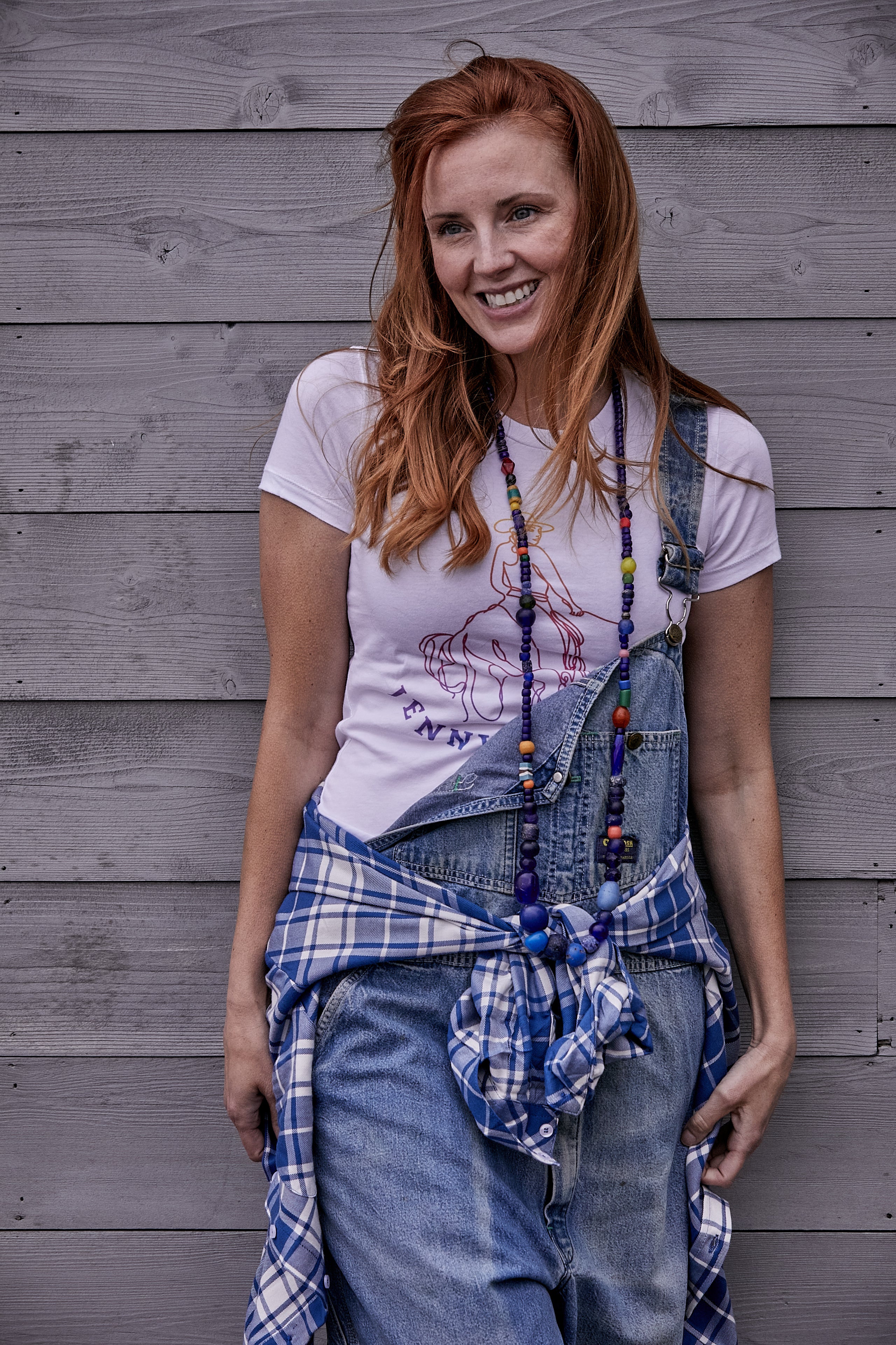 JENNY’S BARN WOMENS RAINBOW FITTED TEE