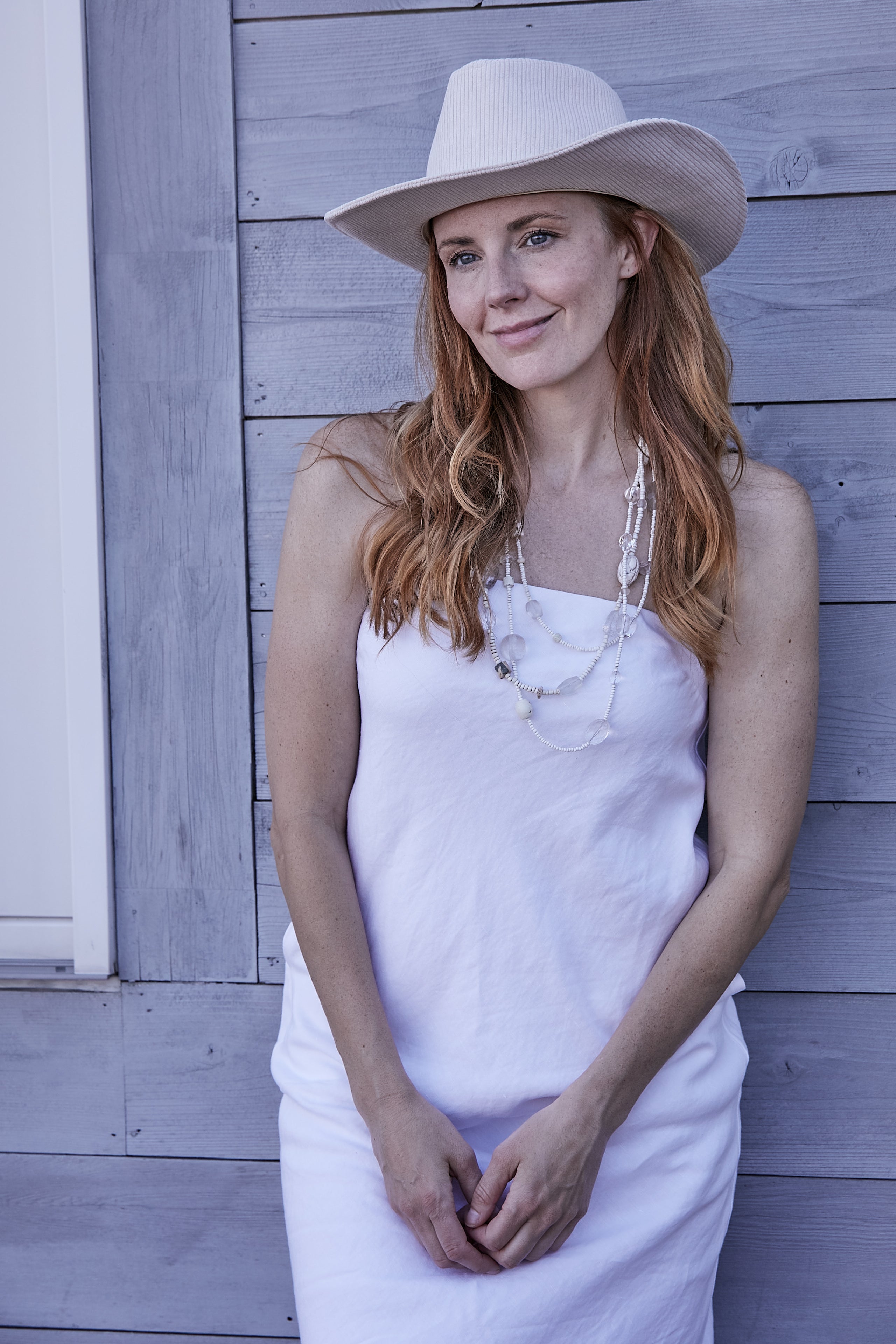WHITE LONG SLEEVELESS LINEN DRESS