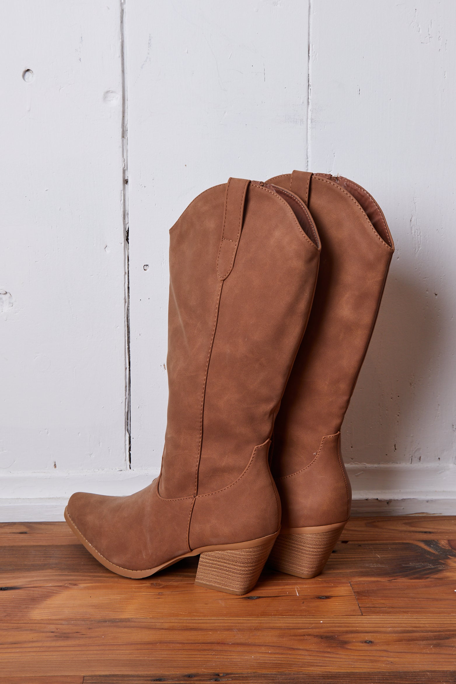 TALL TAN BASIC COWBOY BOOT